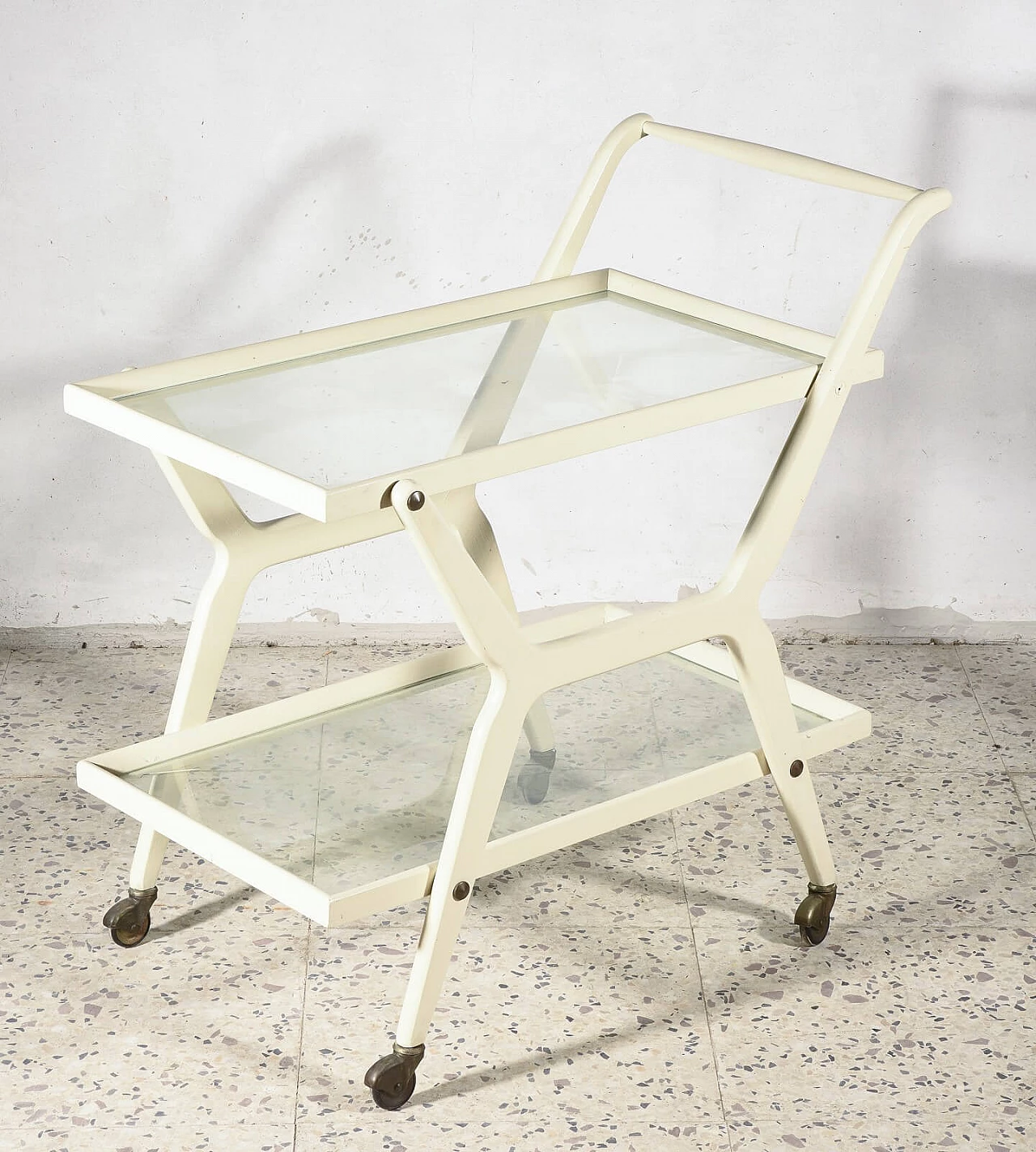White lacquered wooden food trolley, 1970s 8