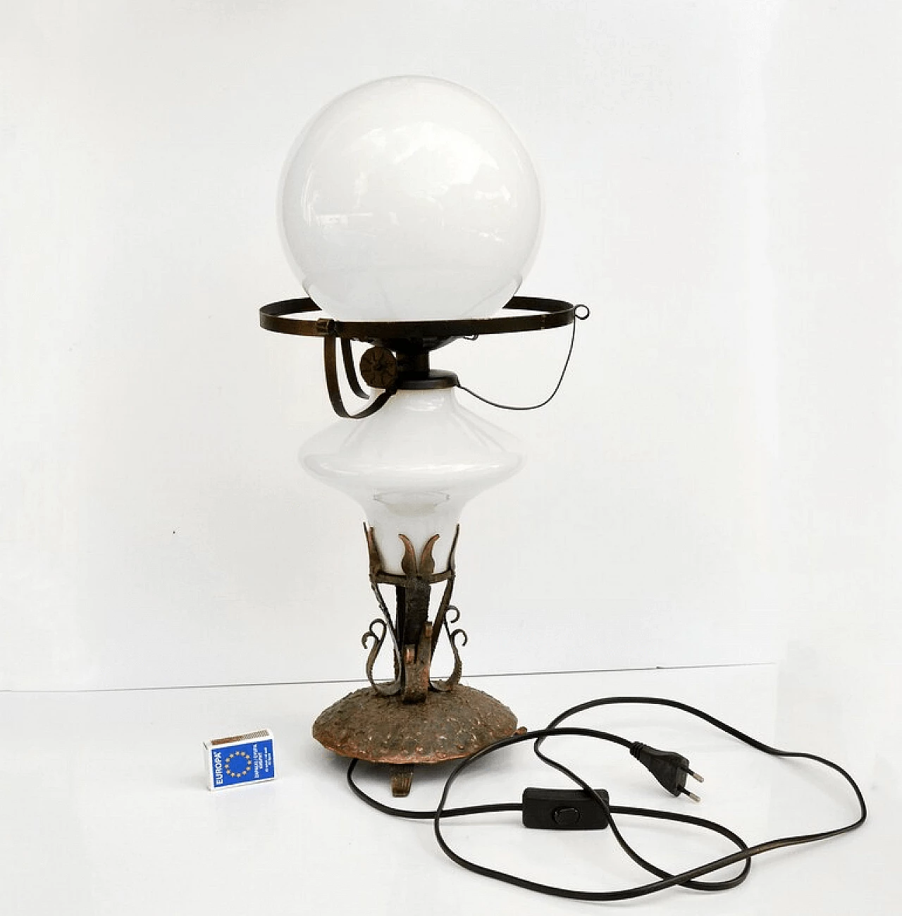 Paraffin table lamp in copper and glass, 1960s 2