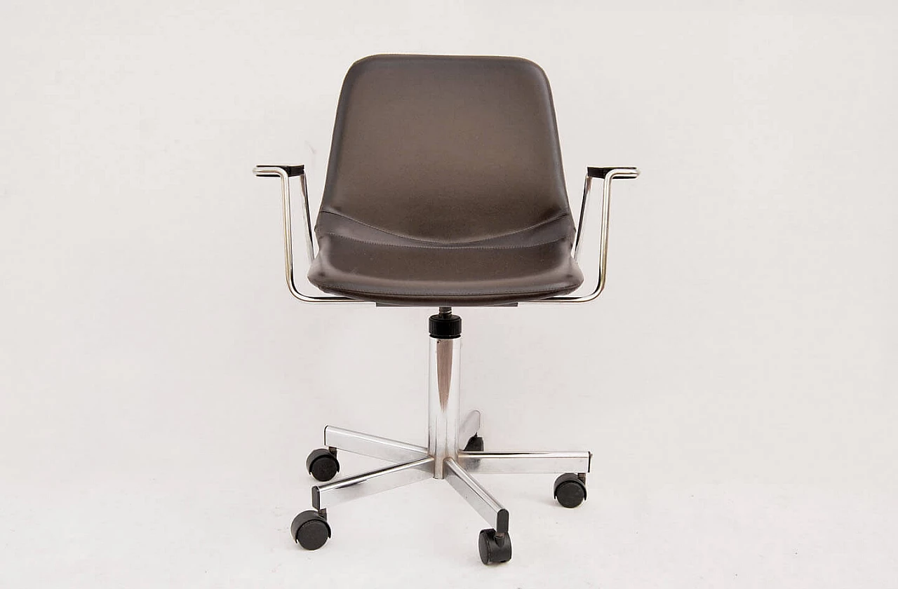 Desk chair with wheels by MIM spa, 1980s 1