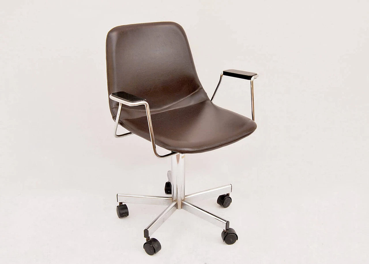 Desk chair with wheels by MIM spa, 1980s 4