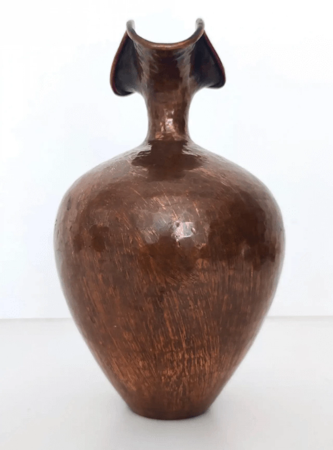 Brocca in rame sbalzato di Egidio Casagrande, anni '50 9