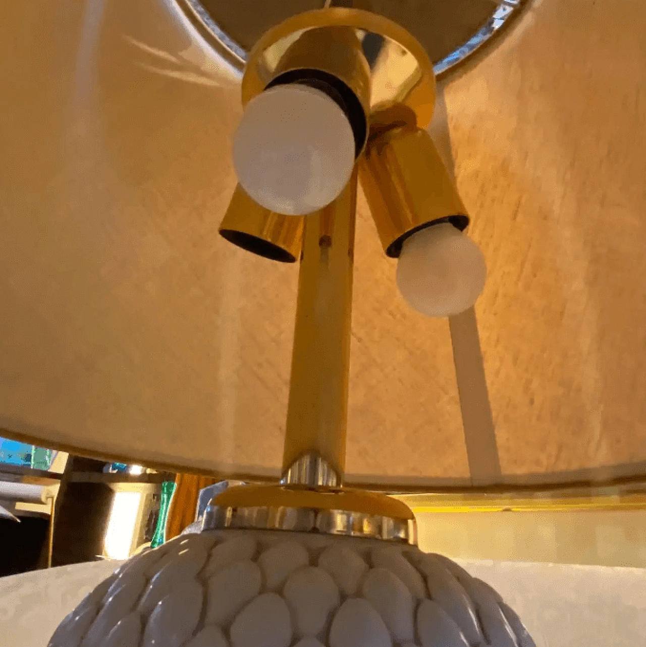 Brass and porcelain table lamp attributed to Tommaso Barbi, 1980s 11