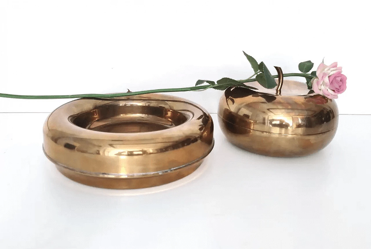 Coppia di posacenere in ottone argentato di Casa Padrino, anni '80 4