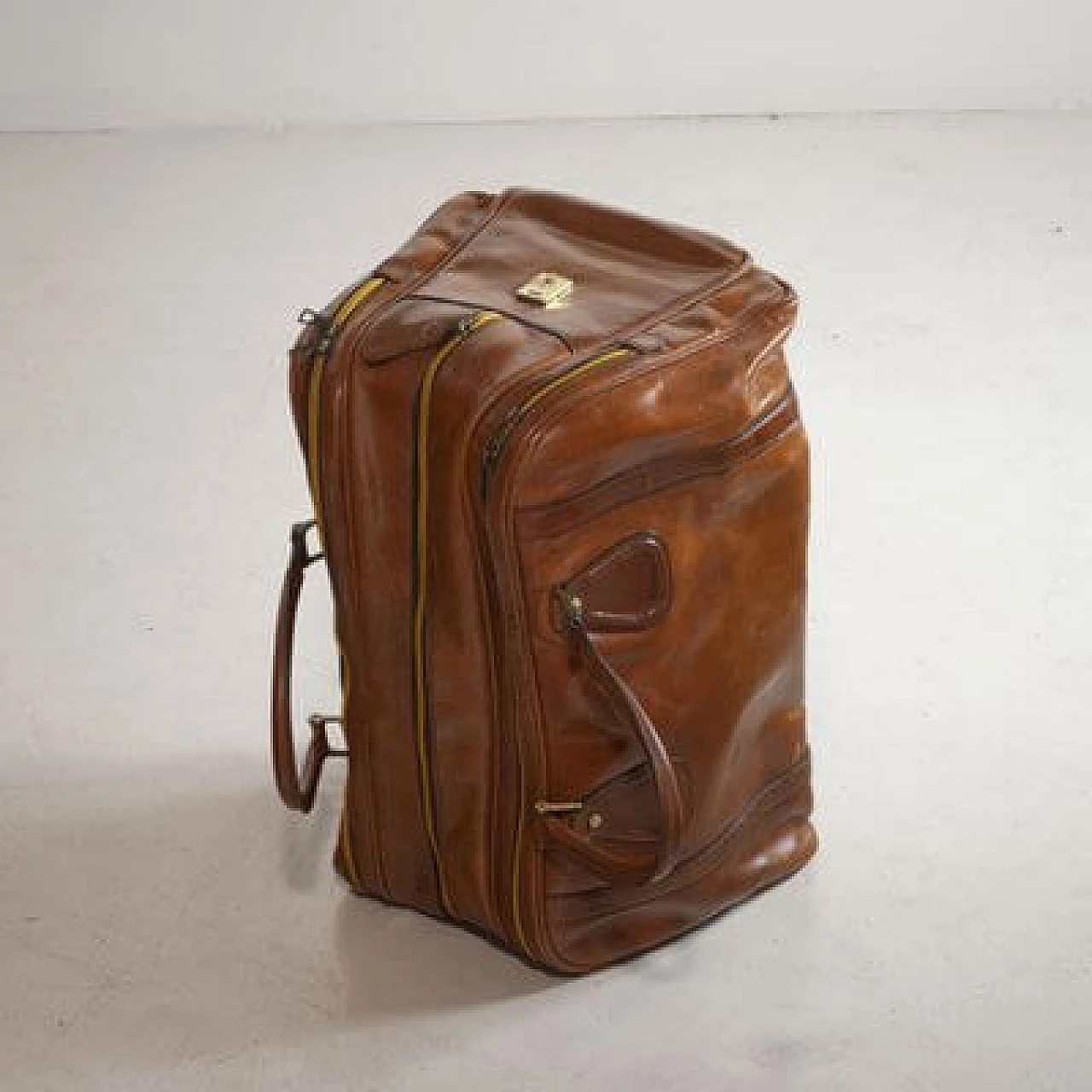 4 Leather travel bags, 1950s 3