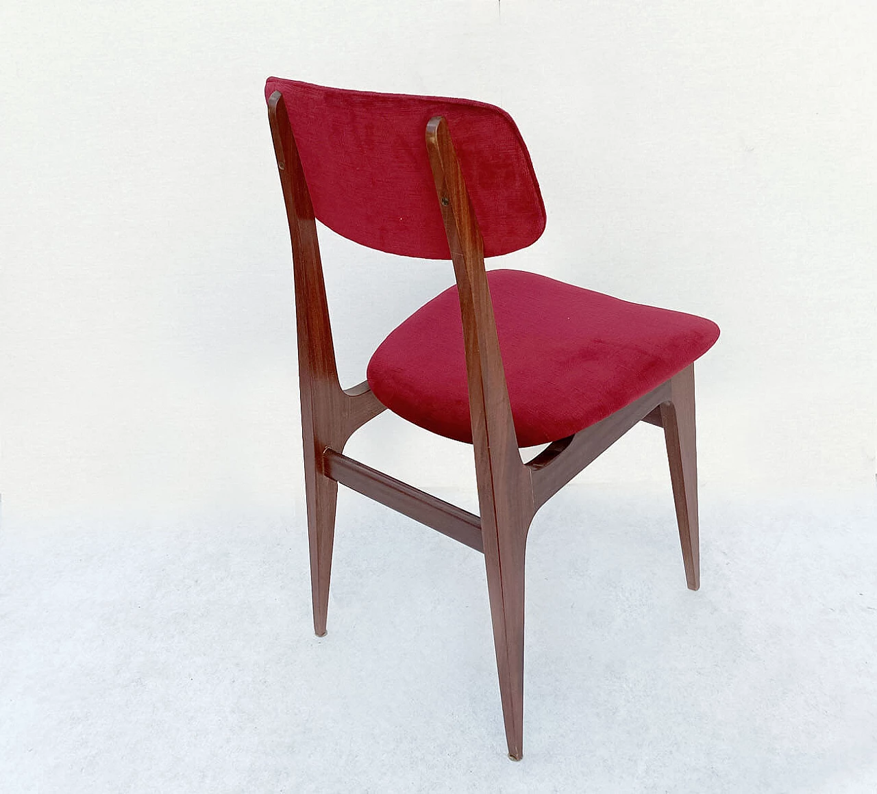 6 Scandinavian wood and burgundy velvet chairs, 1960s 5