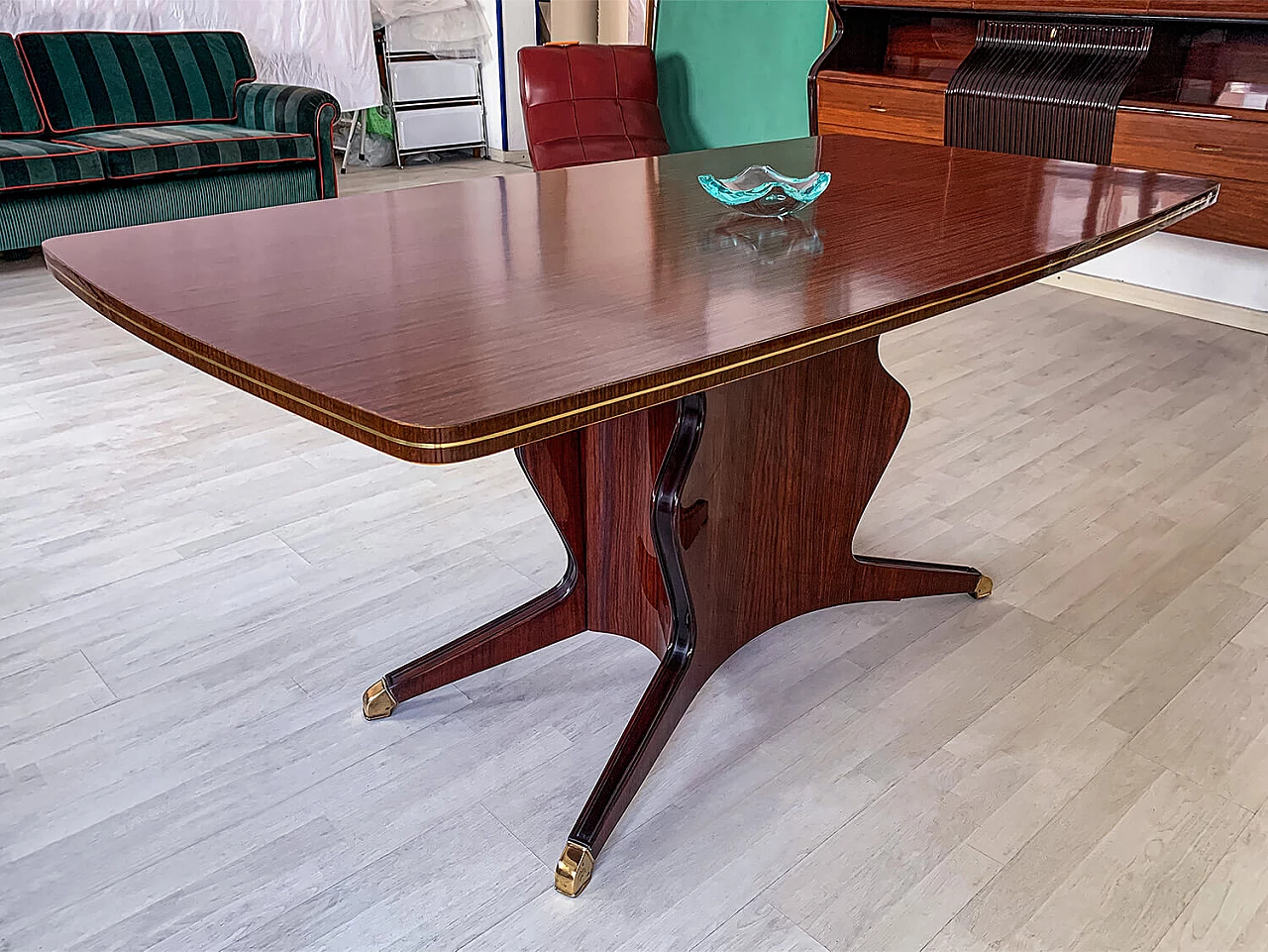 Table by Osvaldo Borsani with formica top, 1950s 17