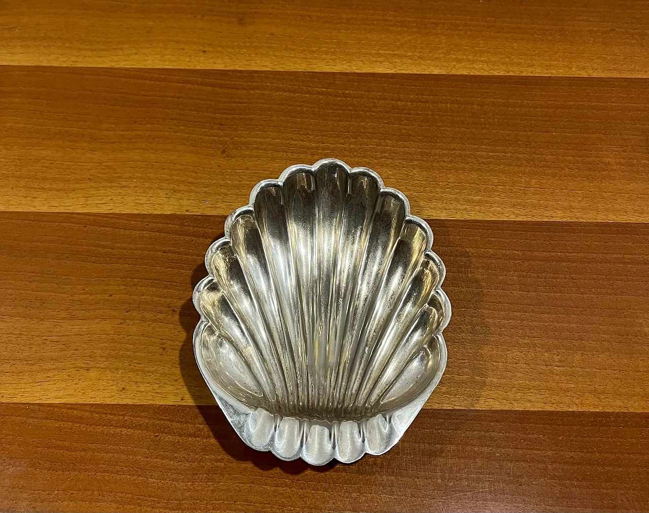 Conchiglia battesimale in argento, '700 2