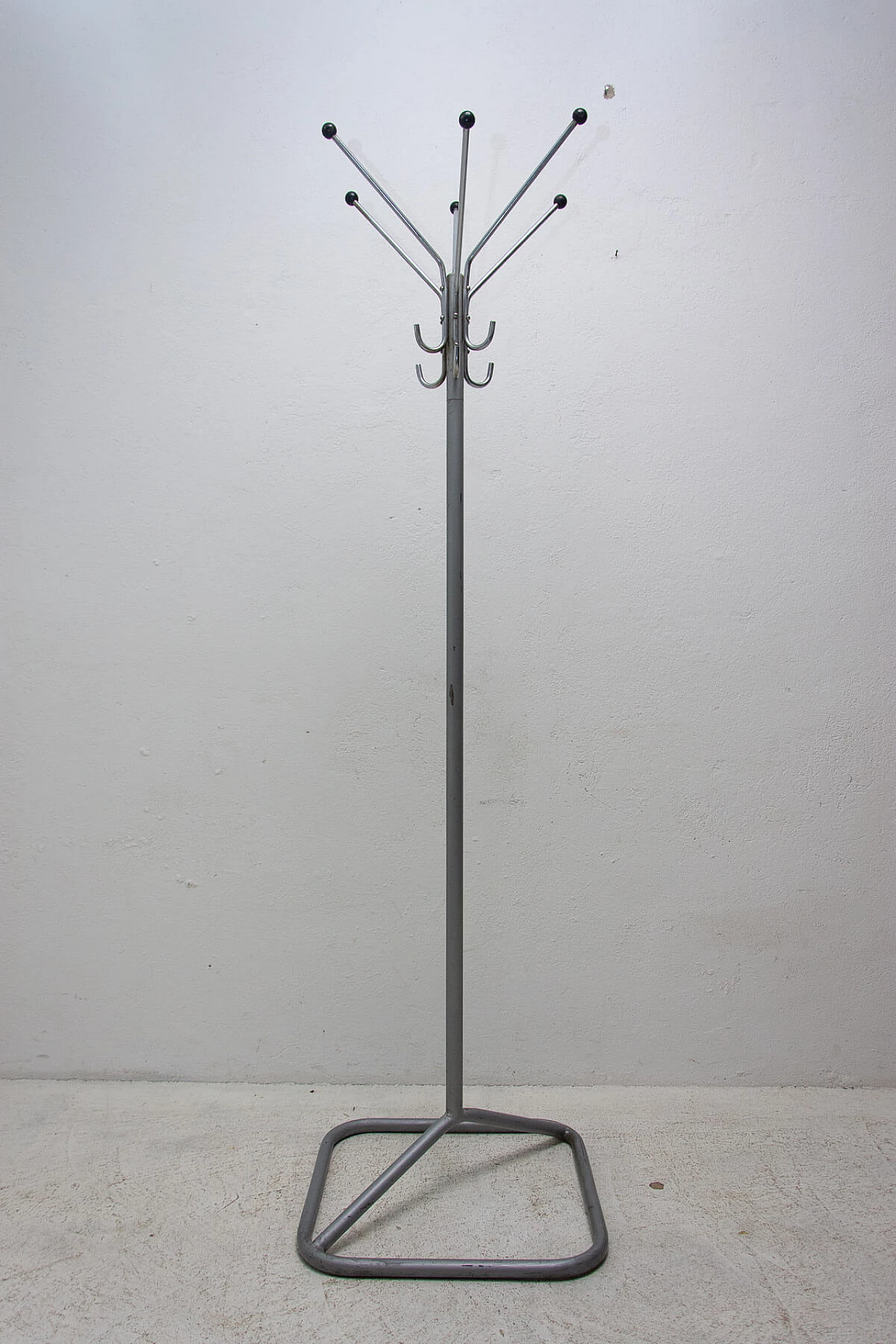 Appendiabiti in stile Bauhaus in metallo cromato, anni '30 5