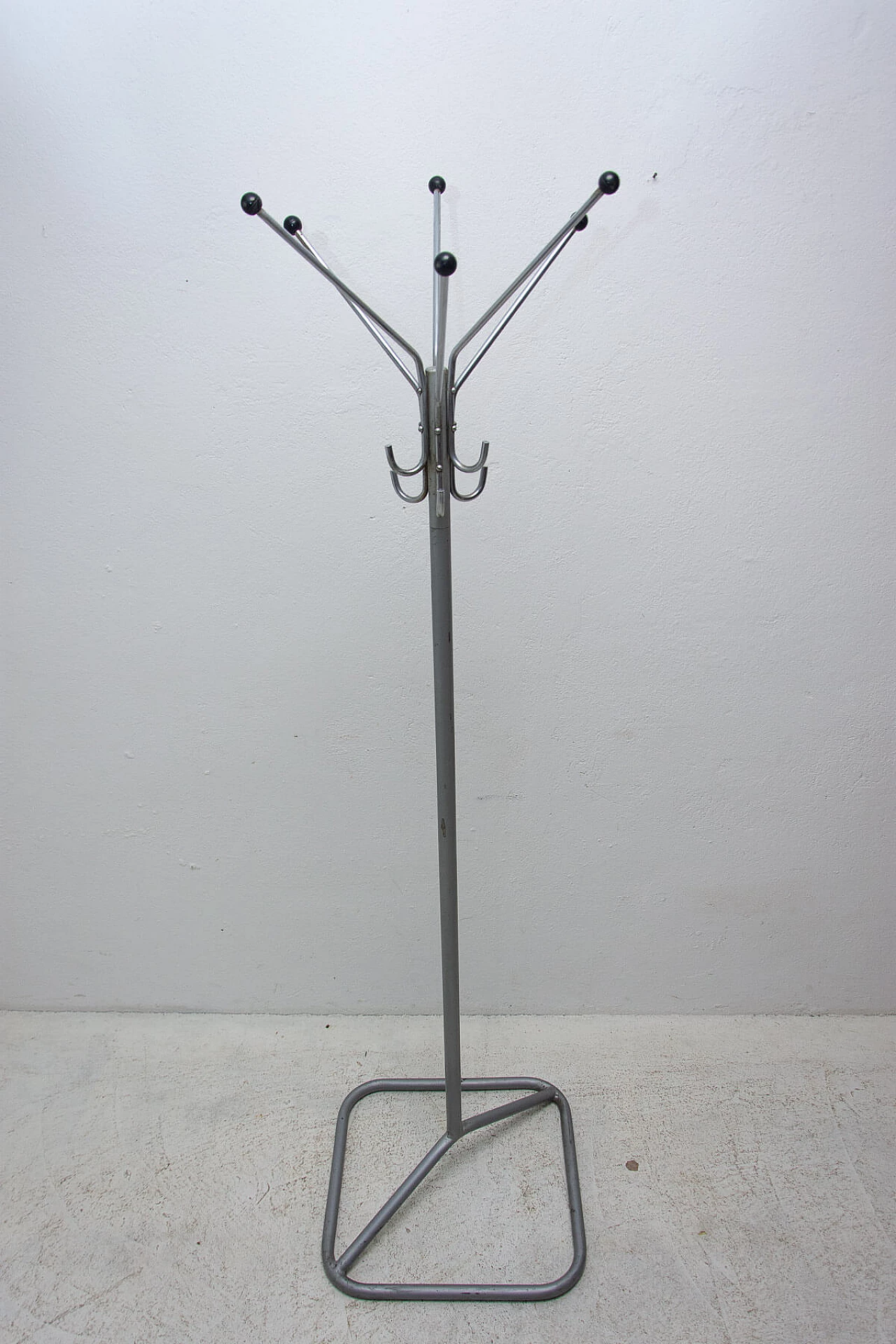Appendiabiti in stile Bauhaus in metallo cromato, anni '30 6