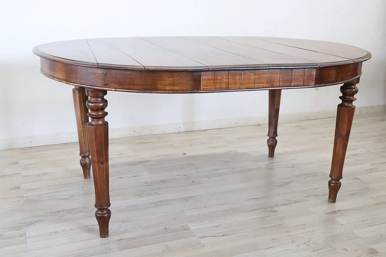 Oval dining table in solid walnut, 19th century 3
