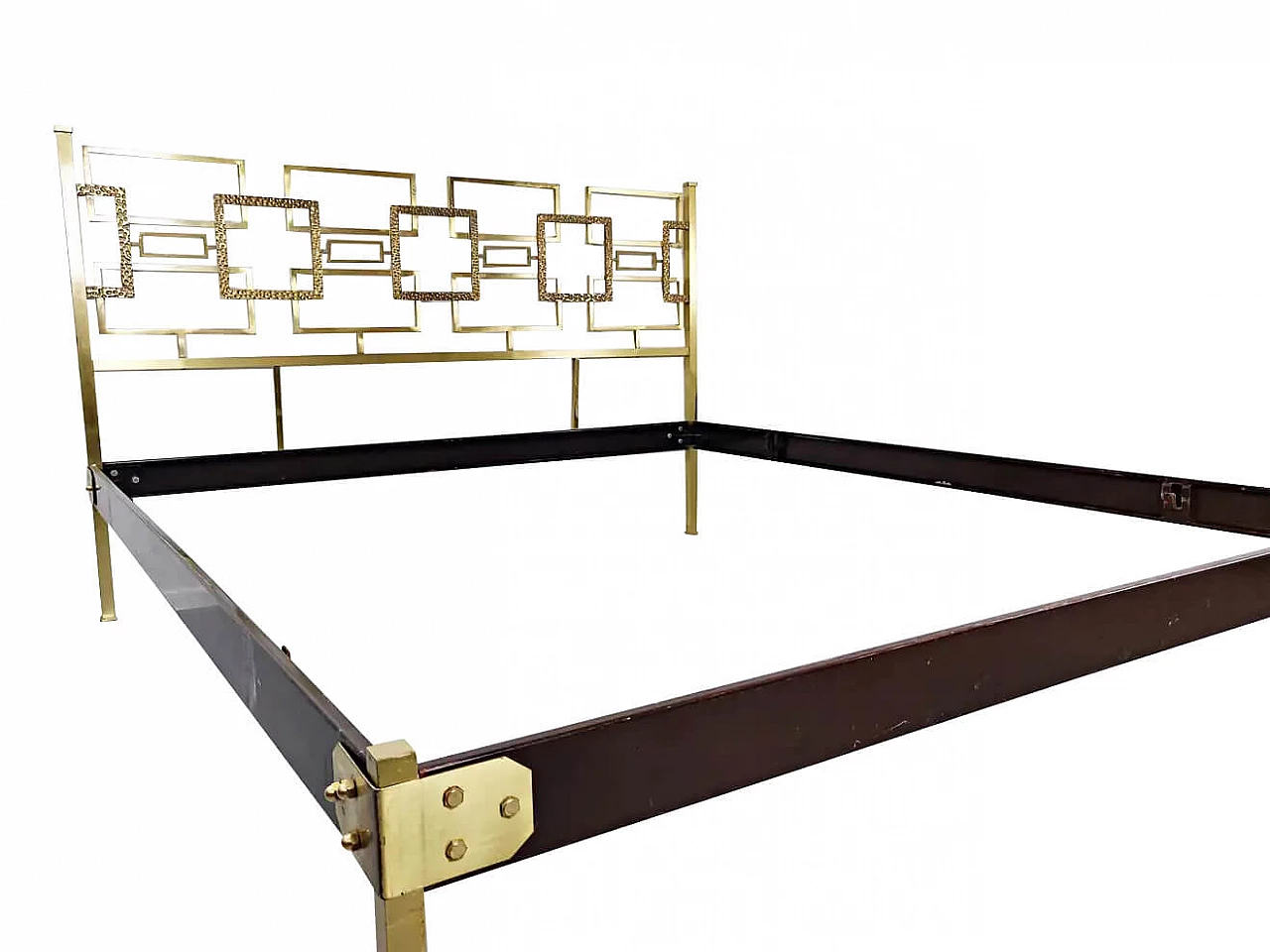 Brass bed by Luciano Frigerio, 1970s 8