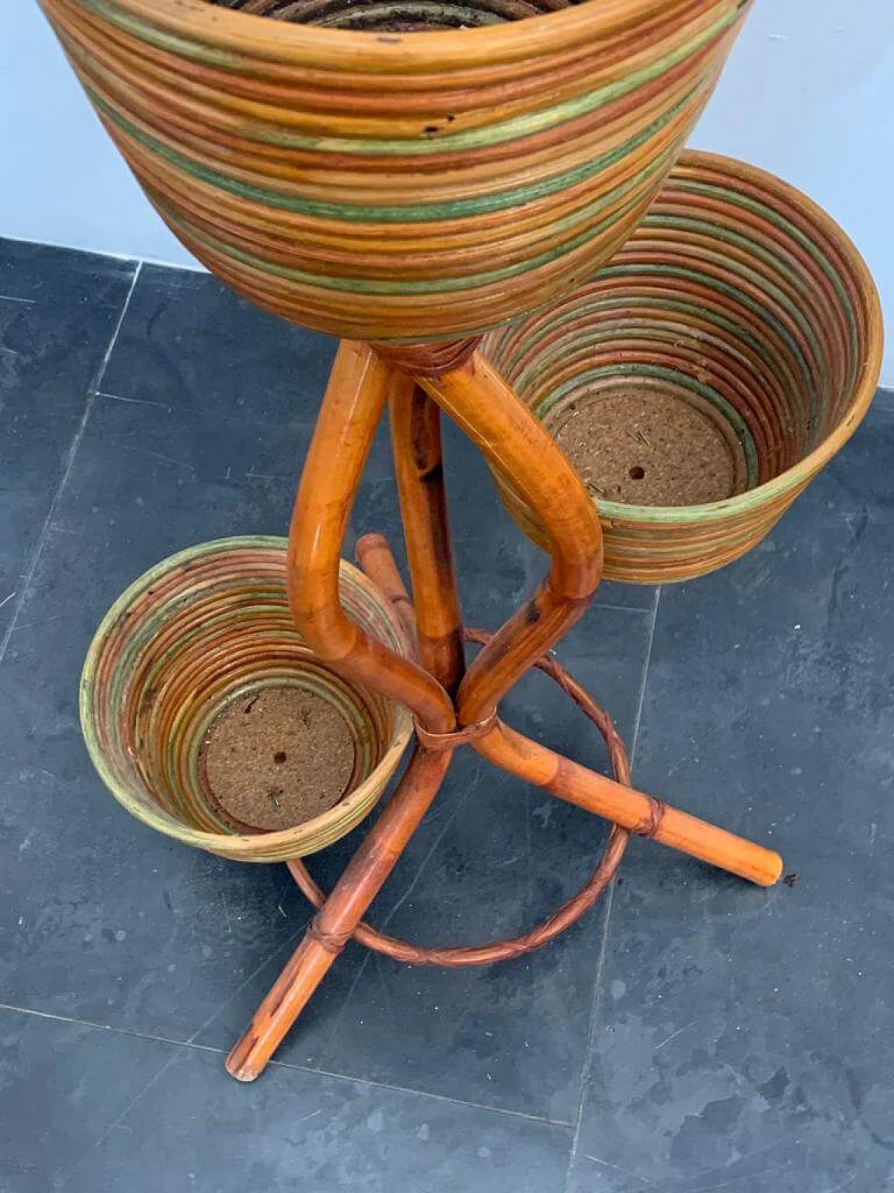 Wicker and polychrome bamboo vase tripod, 1960s 6