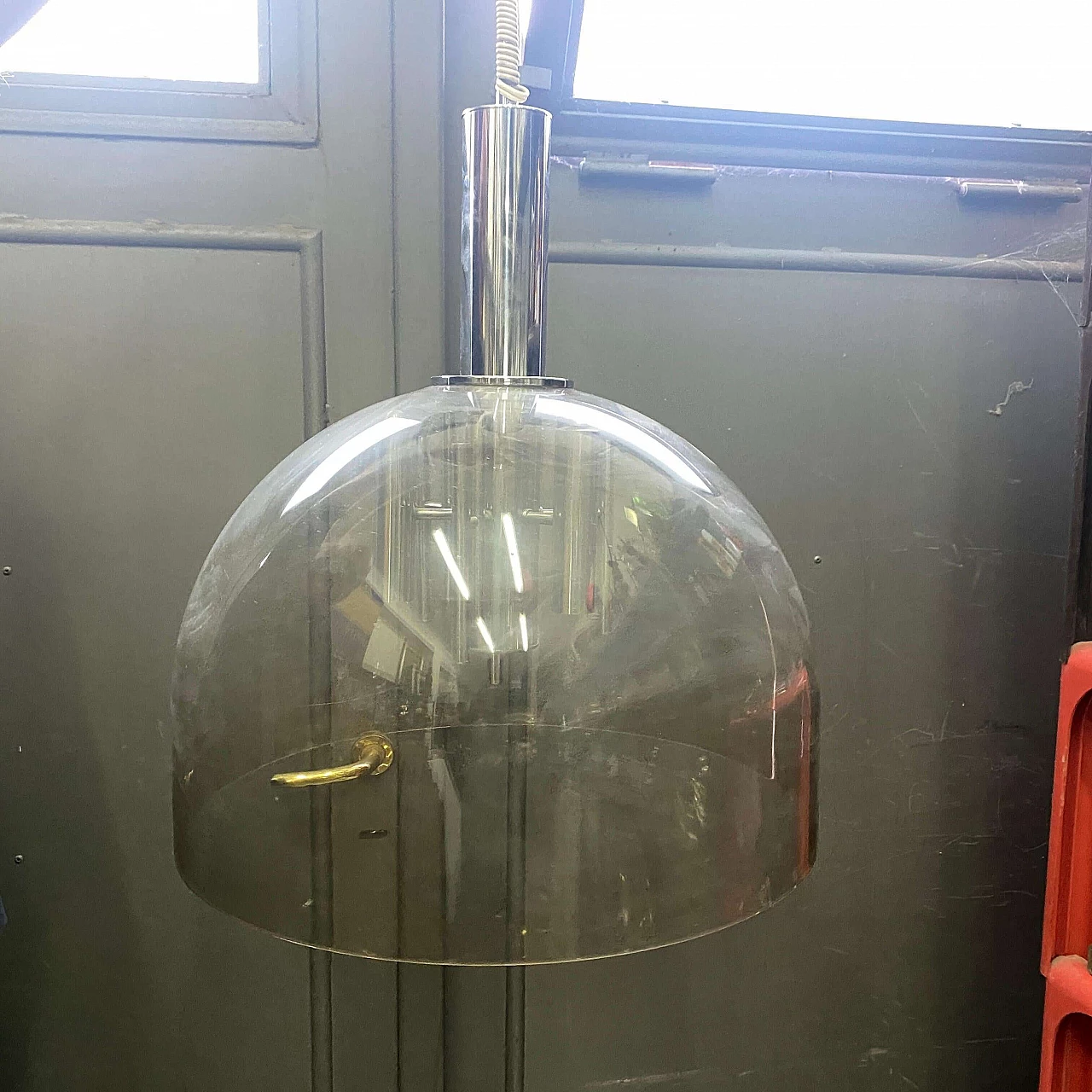 Lampada a sospensione in plexiglass e metallo, anni '70 1