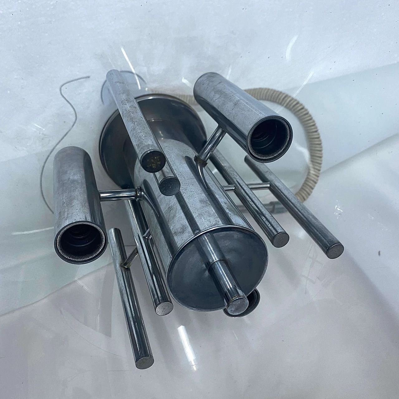 Lampada a sospensione in plexiglass e metallo, anni '70 2