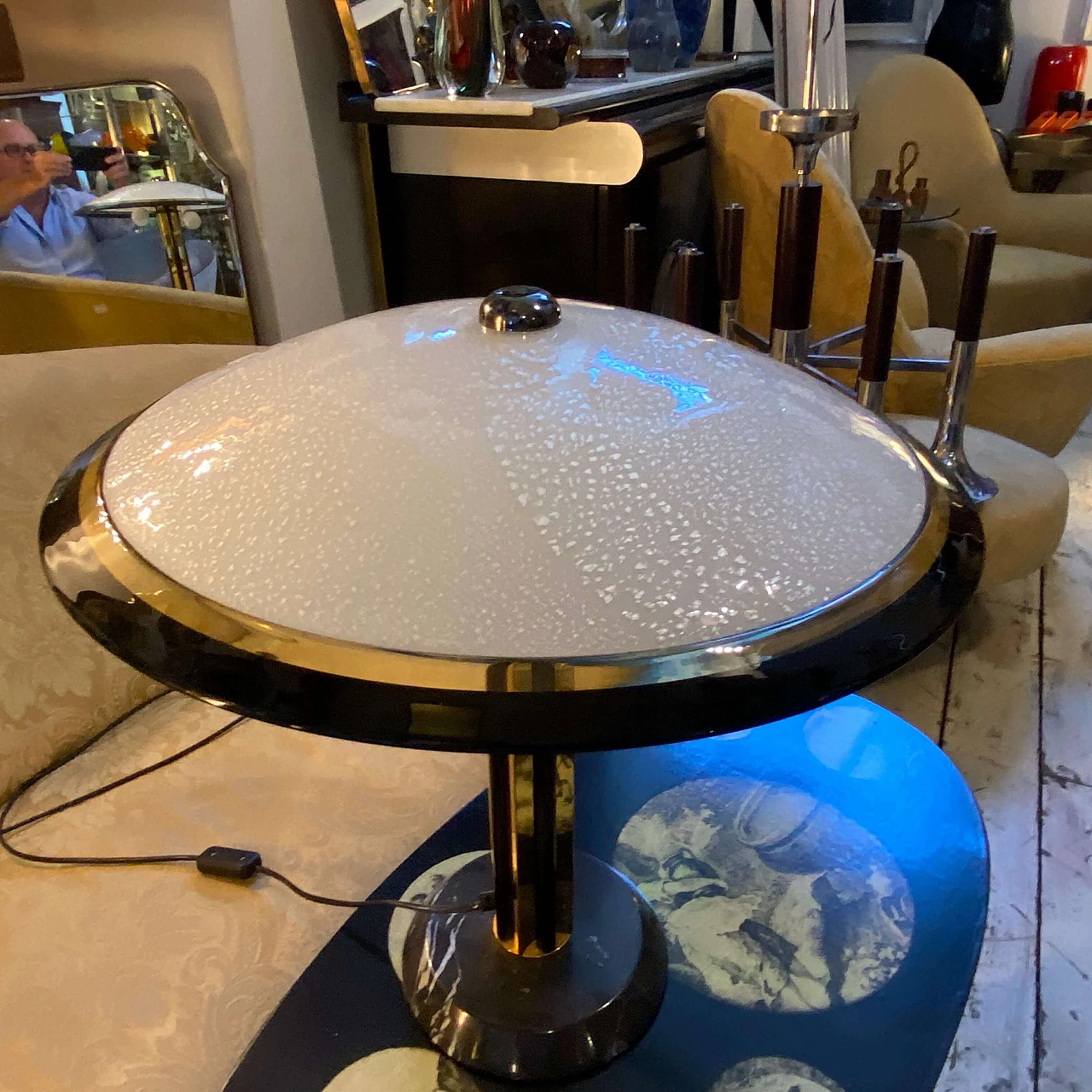 Table lamp with marble and brass frame, 1970s 11