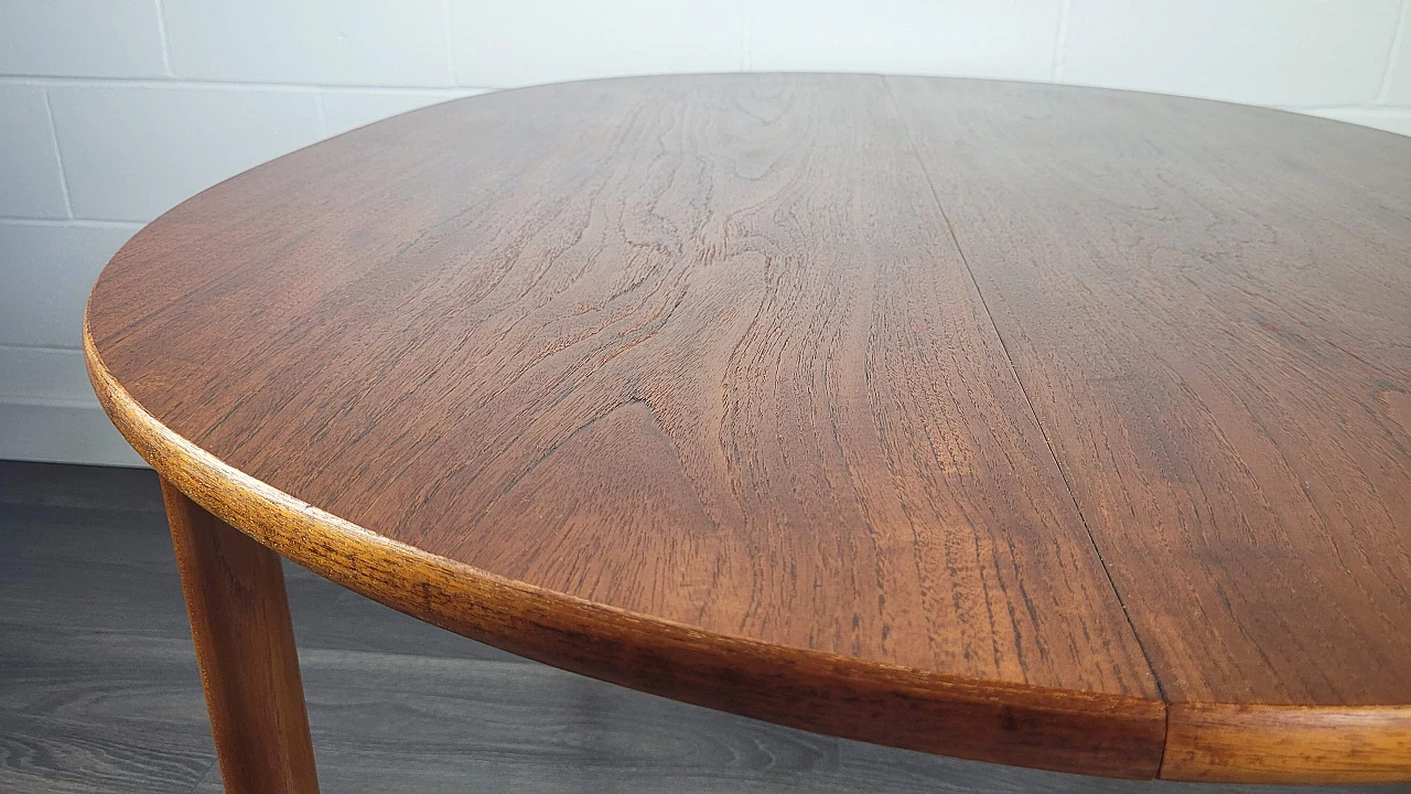 Extendable Dalescraft dining table by Malcolm David Walker, 1960s 15