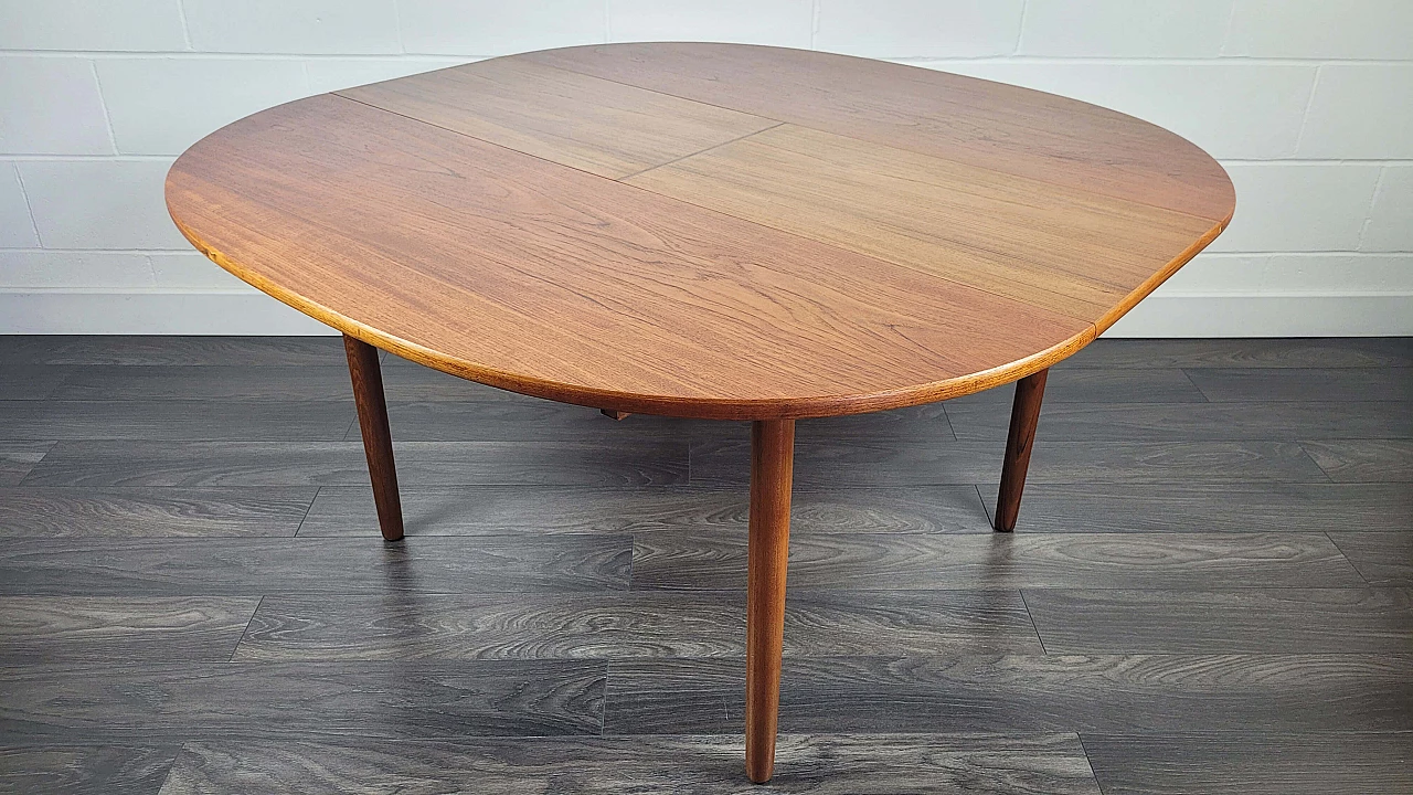 Extendable Dalescraft dining table by Malcolm David Walker, 1960s 23