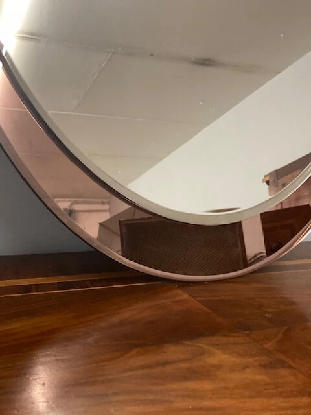 Specchio ovale con fondo rosa di Metalvetro Siena, anni '70 3