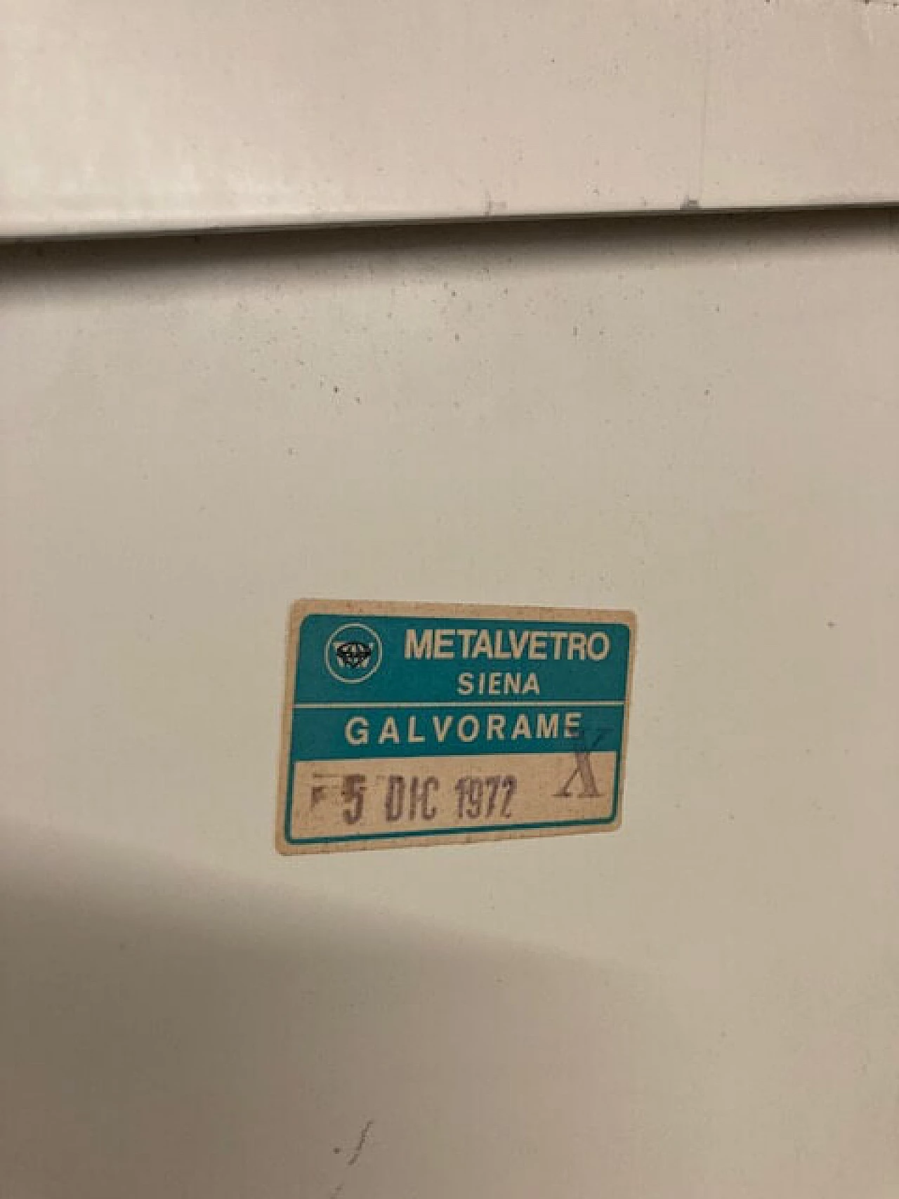 Specchio ovale con fondo rosa di Metalvetro Siena, anni '70 12