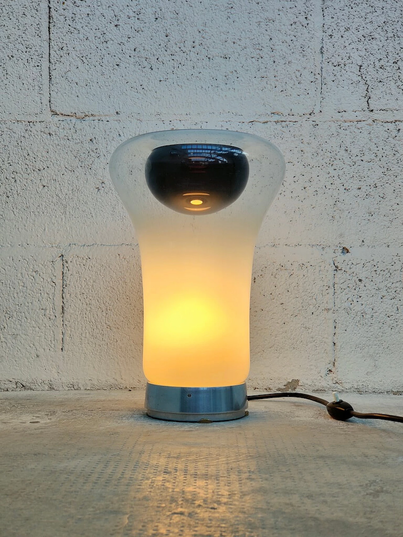 Table lamp Saffo by Angelo Mangiarotti for Artemide, 1960s 2