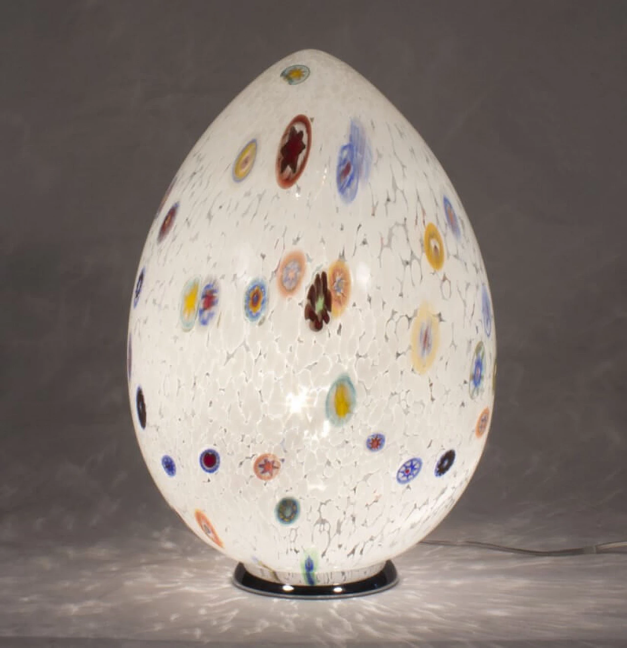 Murano glass egg lamp with Millefiori murrine 3