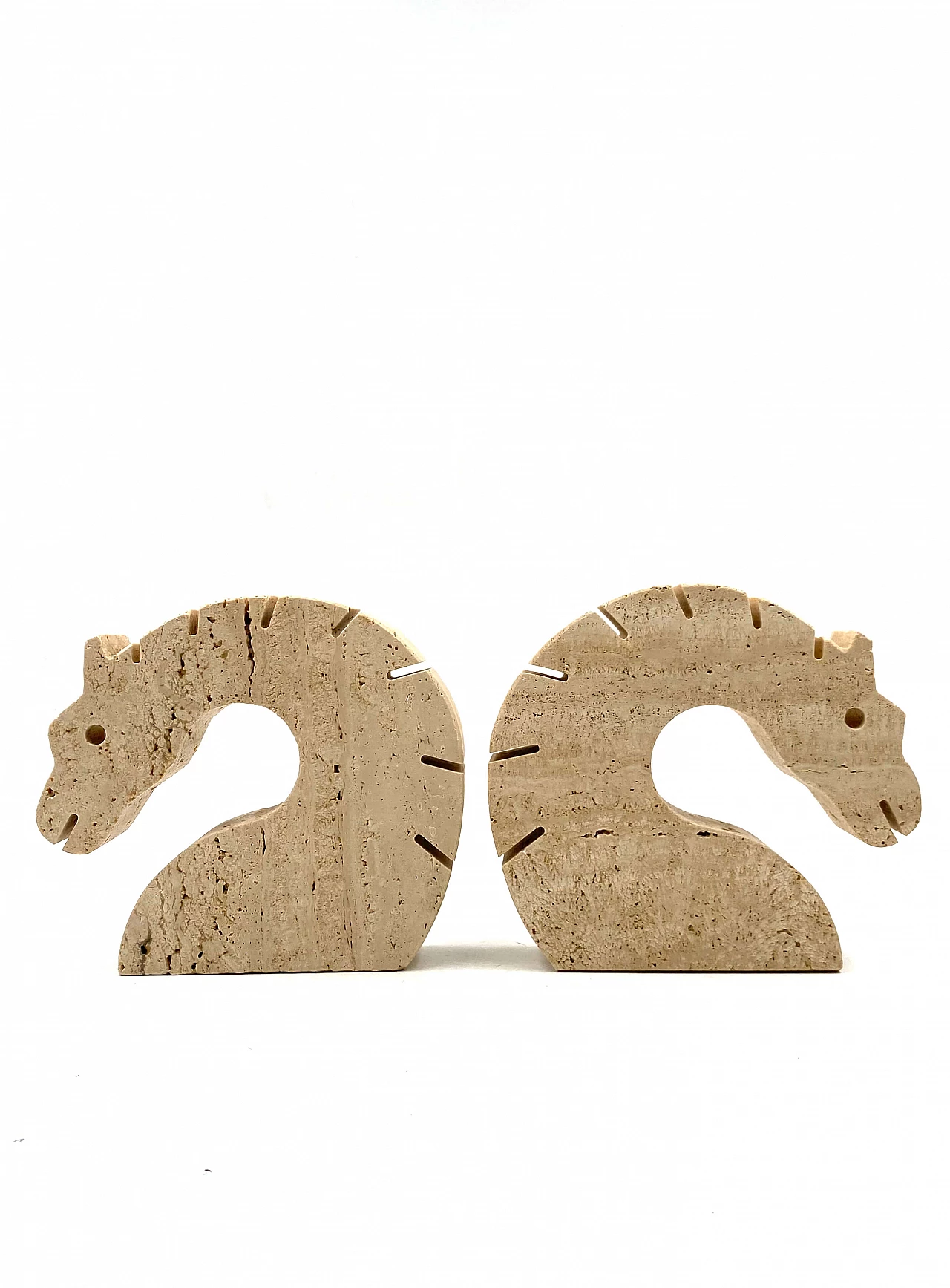 Horse-shaped travertine bookends by Fratelli Mannelli, 1970s 12