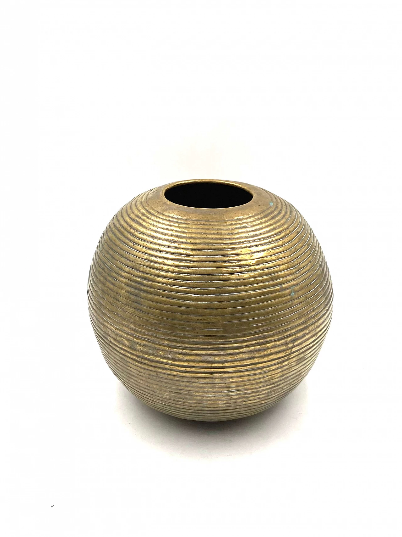 Spherical aluminium vase, 1970s 18