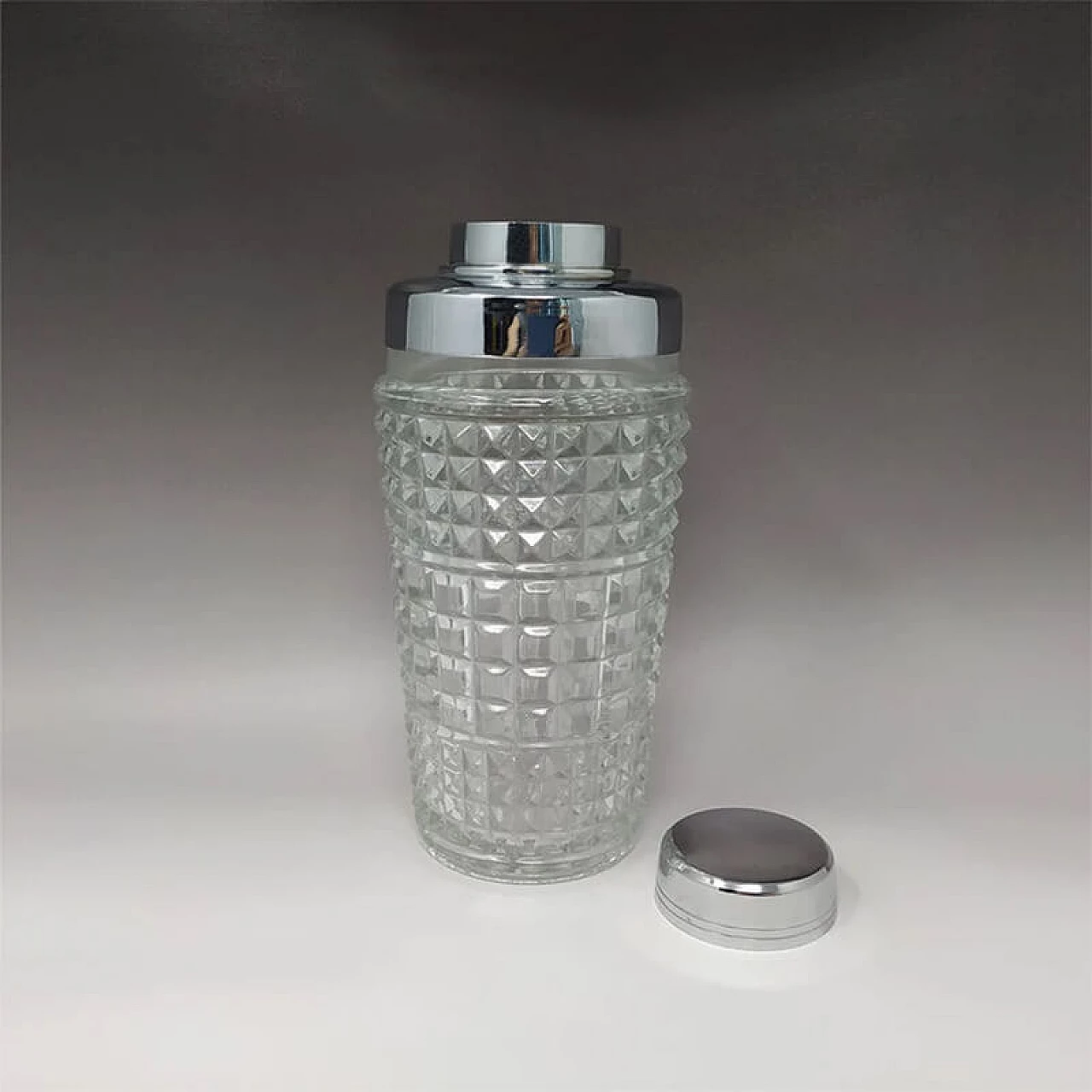 Cut crystal cocktail shaker, 1960s 2