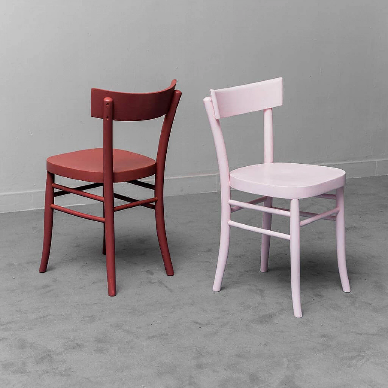 Pair of coloured wooden chairs, 1950s 1