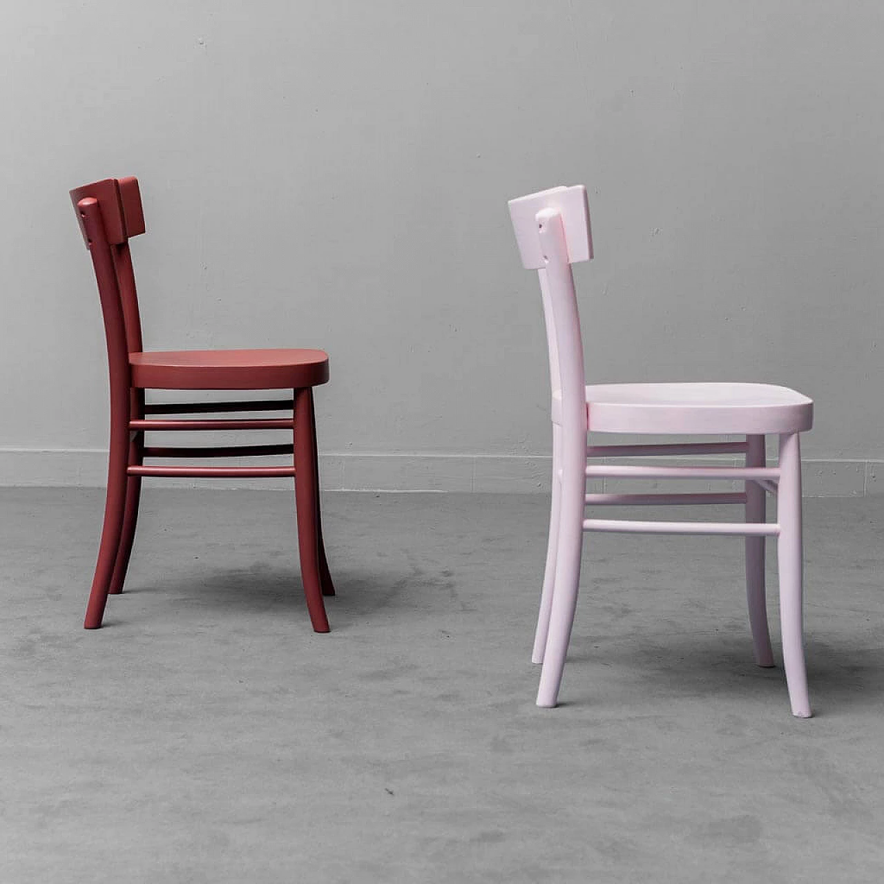 Pair of coloured wooden chairs, 1950s 3