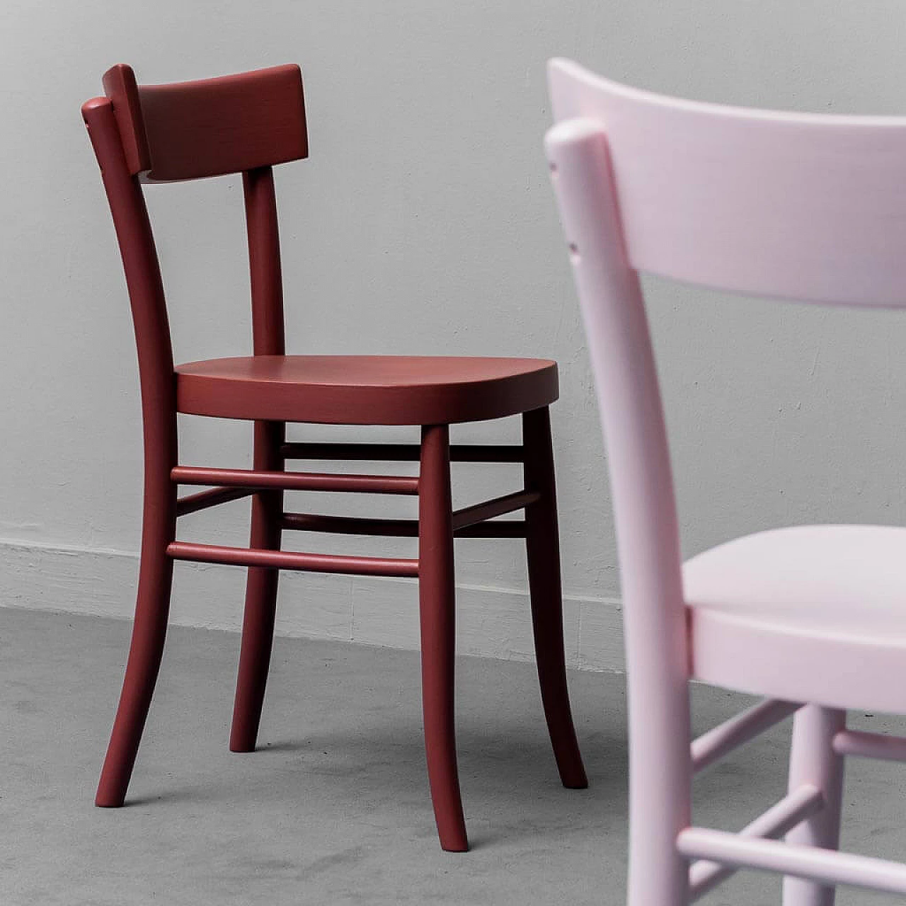 Pair of coloured wooden chairs, 1950s 5