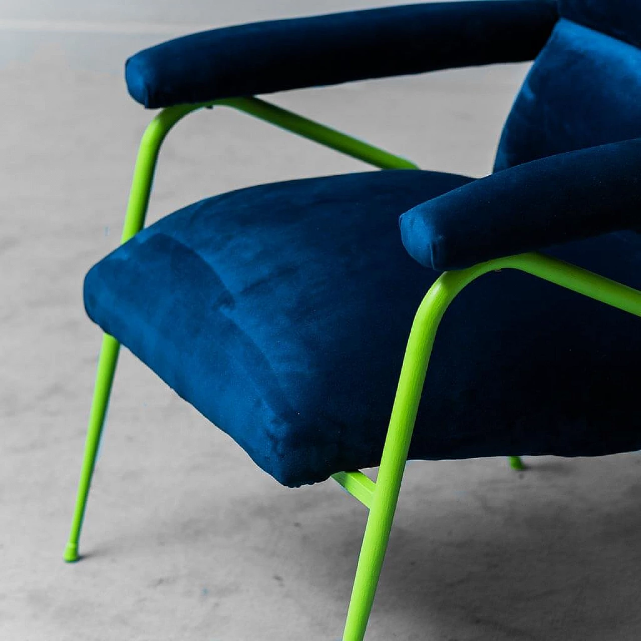 Blue velvet and green metal armchair, 1960s 2