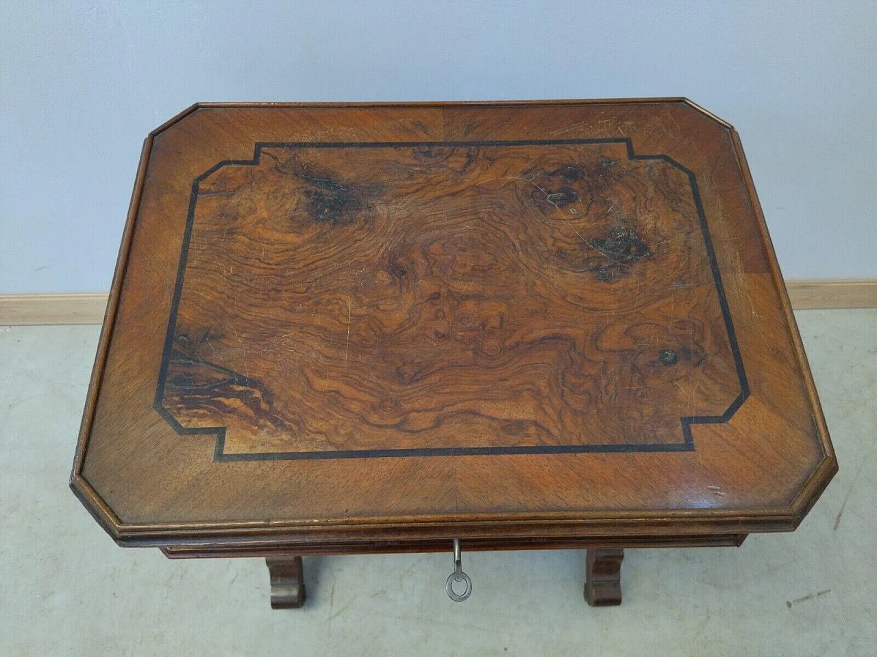 Walnut and briar work table, late 19th century 4