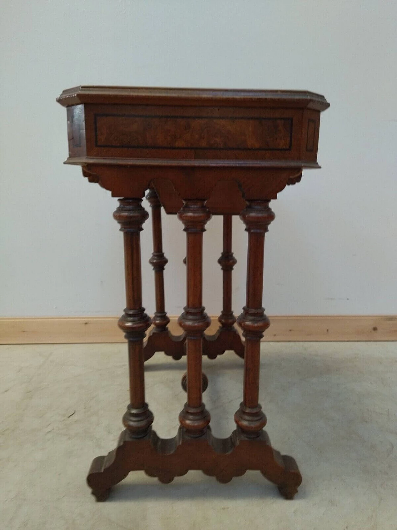 Walnut and briar work table, late 19th century 9