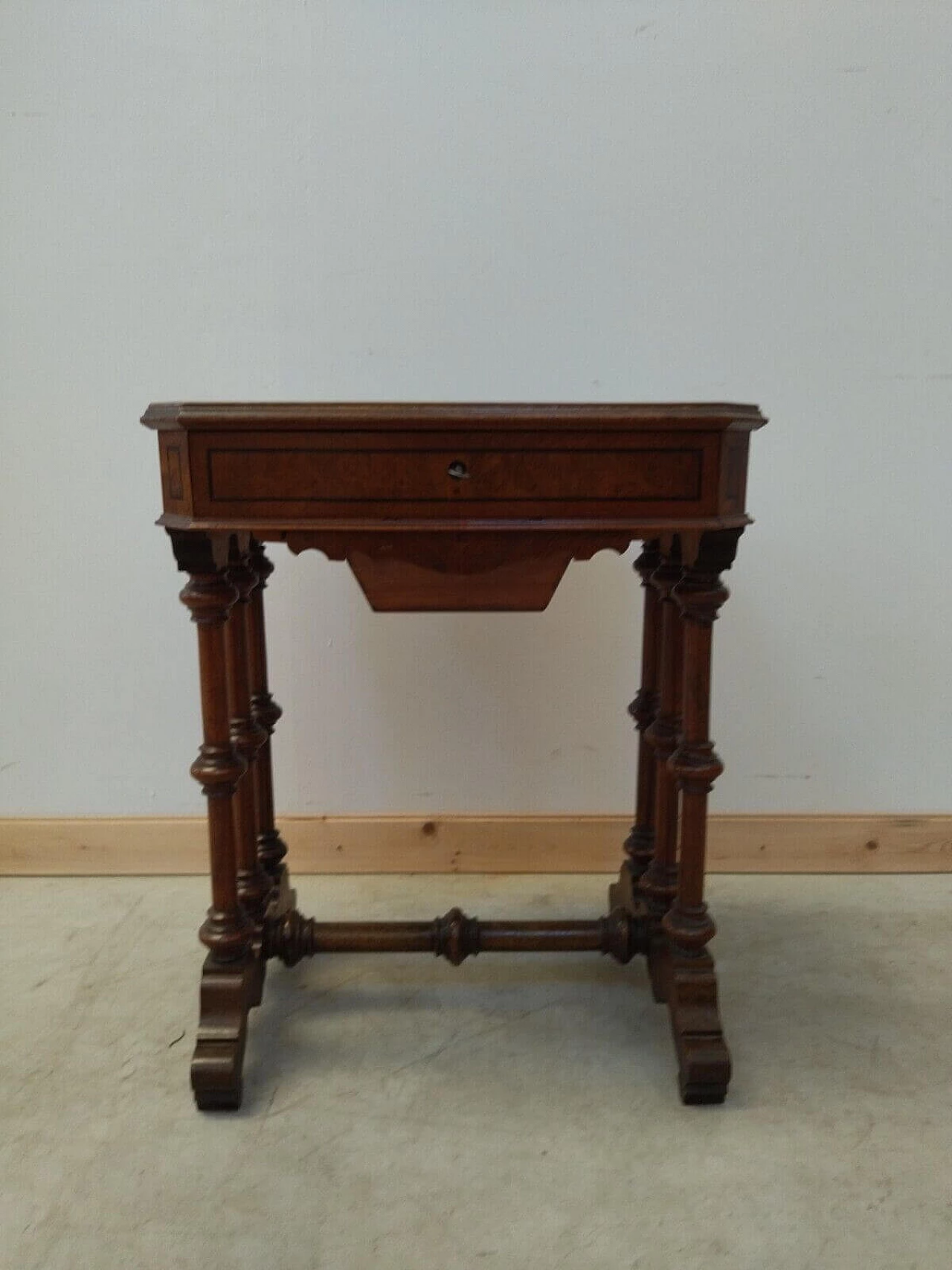 Walnut and briar work table, late 19th century 12