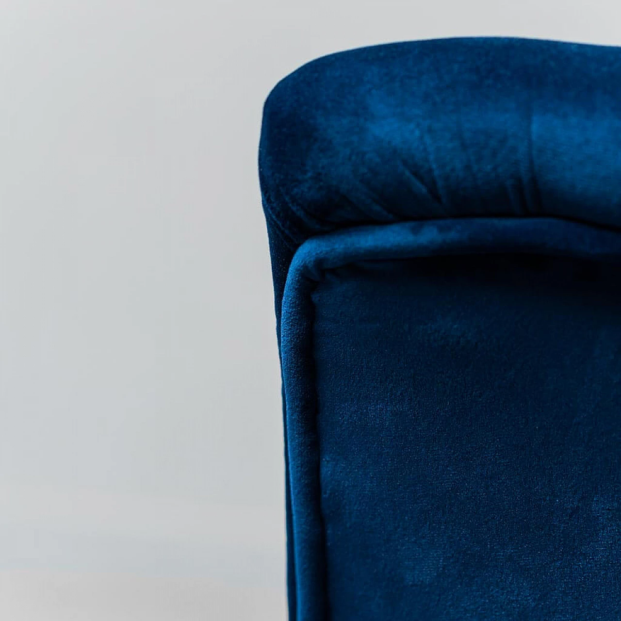 Blue velvet and blue metal armchair, 1960s 9