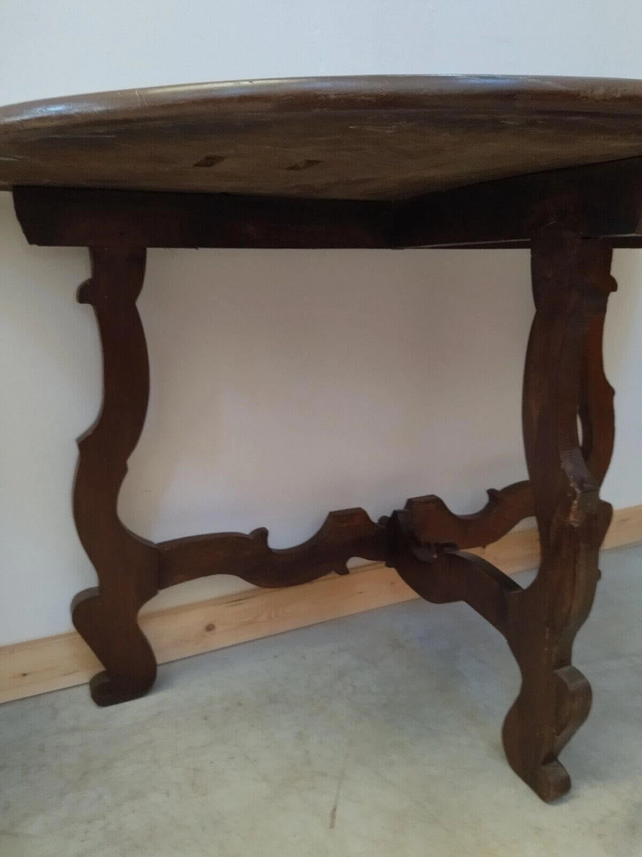 Pair of walnut fretted consoles, late 19th century 7