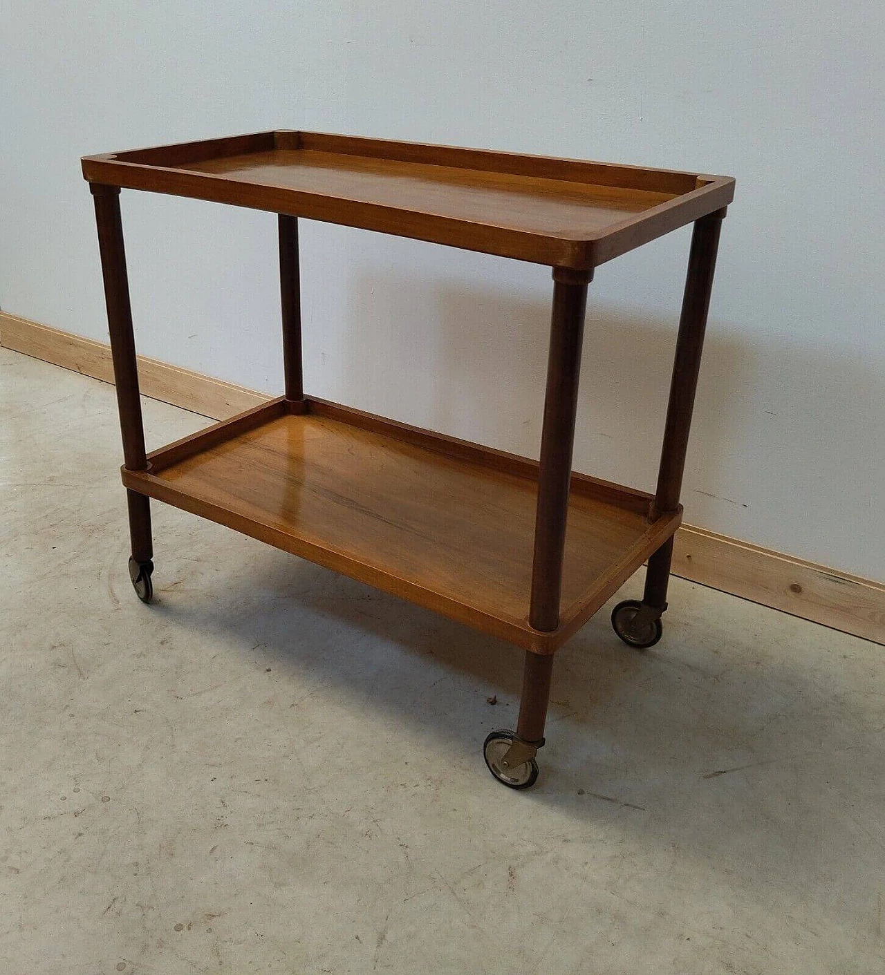 Walnut food trolley, mid-19th century 3