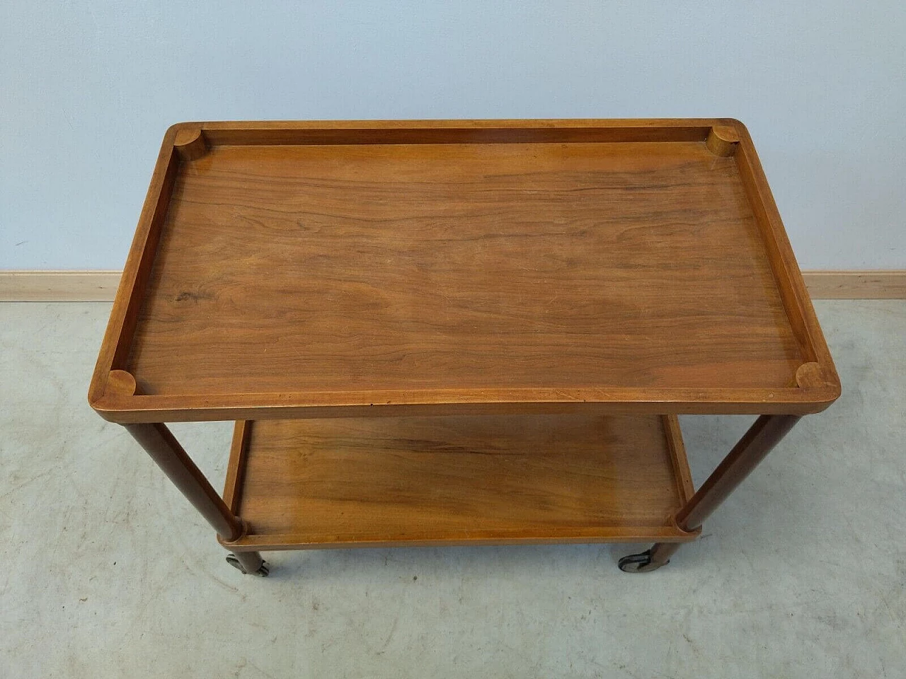 Walnut food trolley, mid-19th century 4