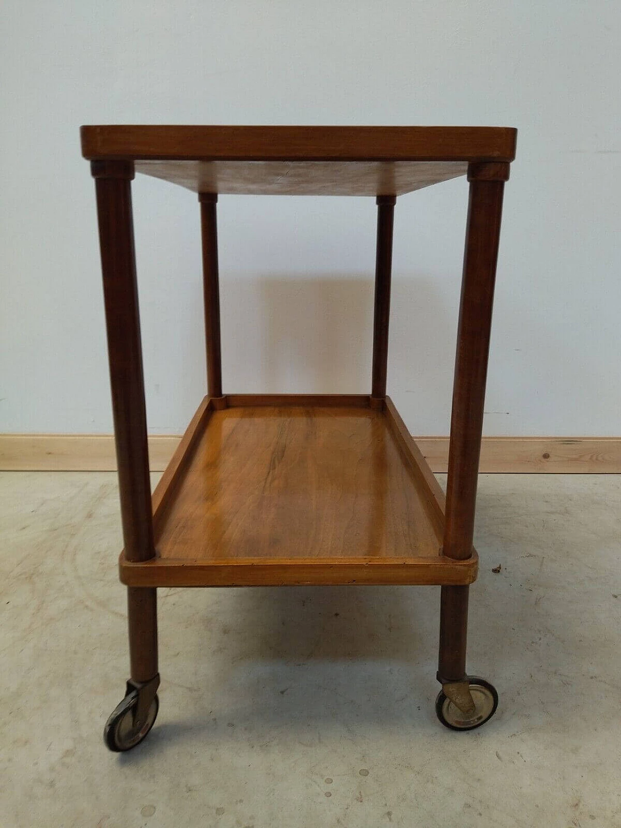 Walnut food trolley, mid-19th century 9