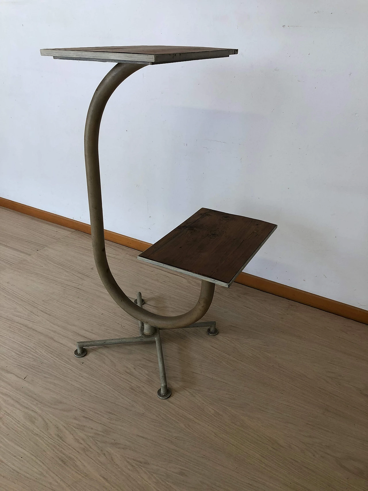 Iron frame with wooden shelves, 1950s 3