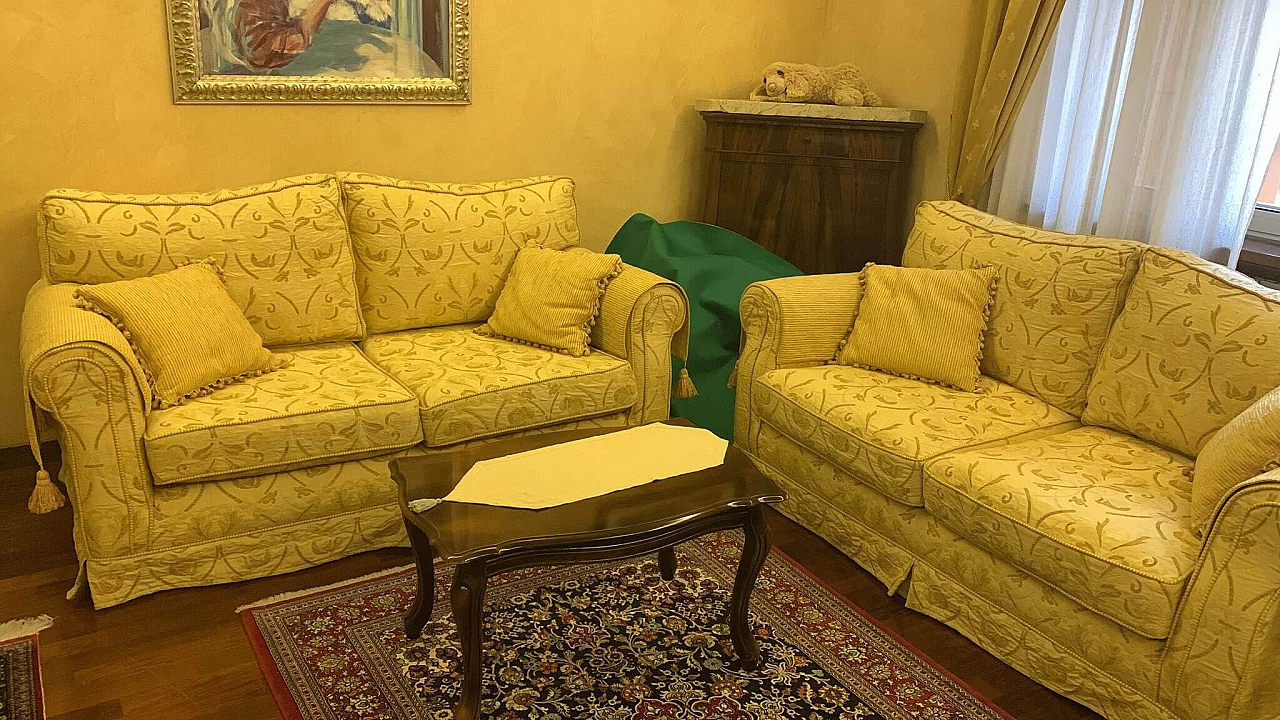 Pair of sofas in ochre damask fabric 6