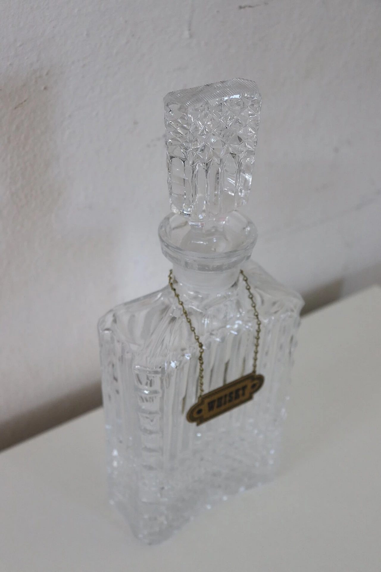 Bottiglia da whisky in vetro, anni ’80 3