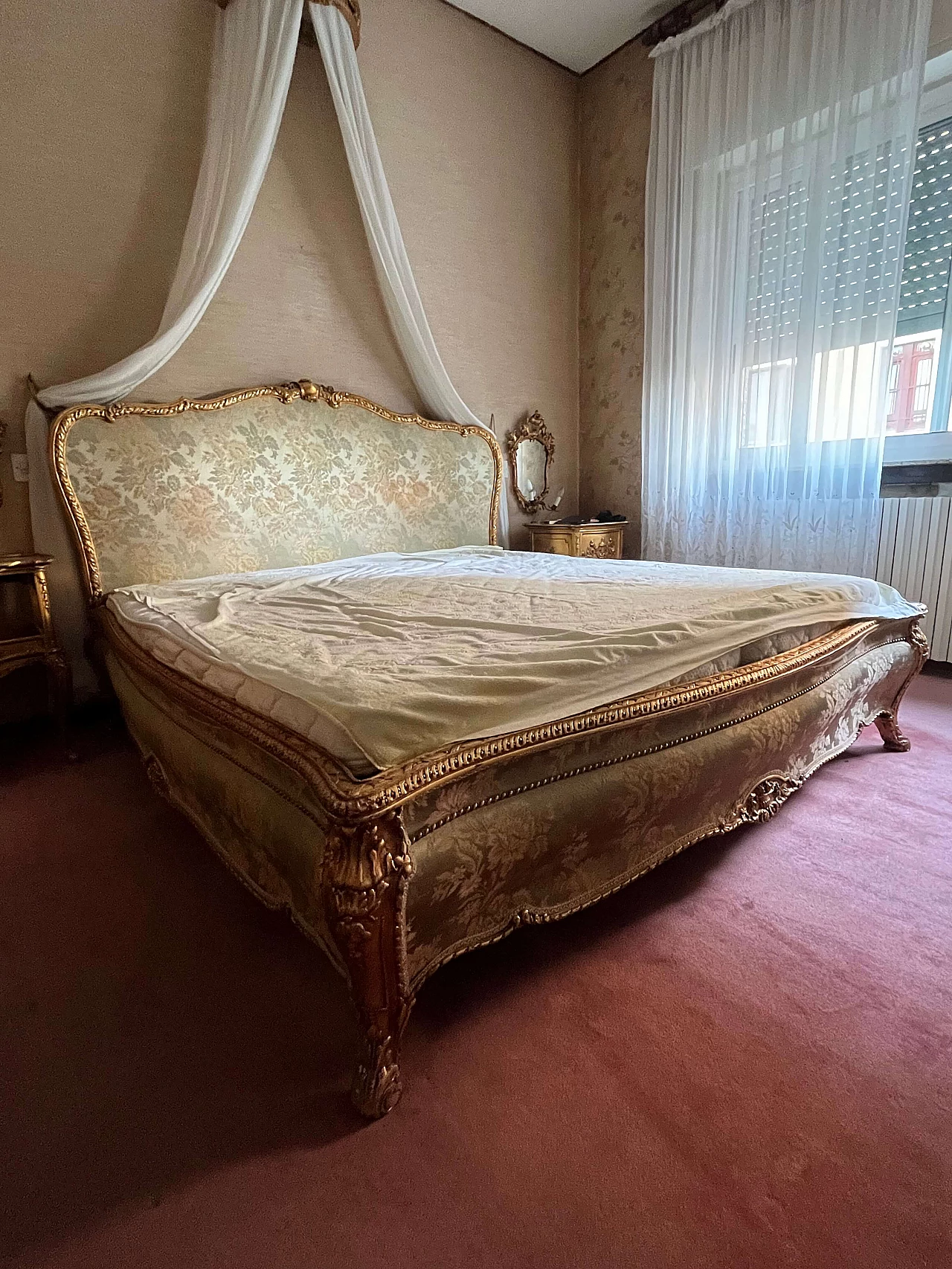 Venetian Baroque style canopy bed, early 20th century 1