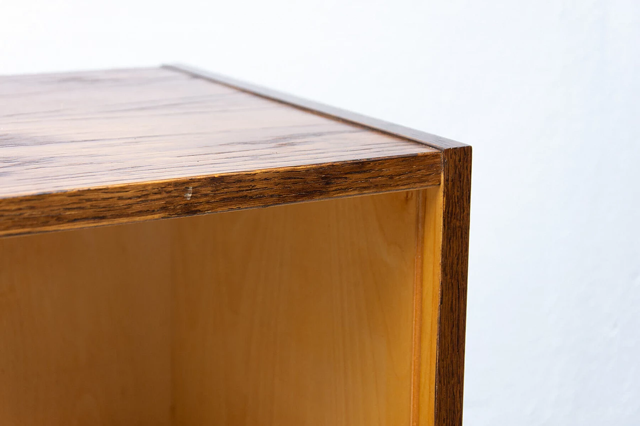 Libreria in noce di Hubert Nepozitek e Bohumil Landsman per Jitona, anni '60 14