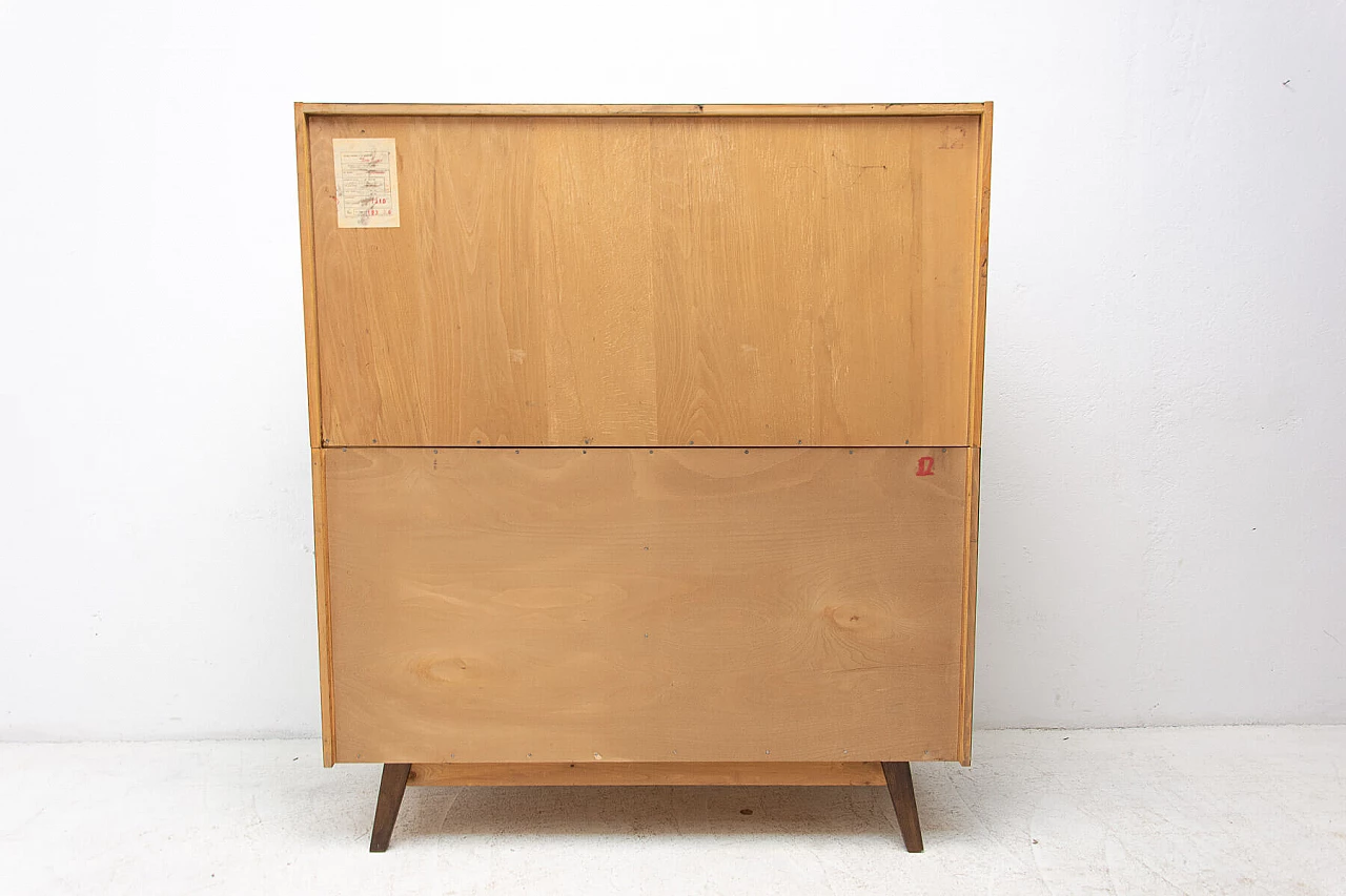 Libreria in noce di Hubert Nepozitek e Bohumil Landsman per Jitona, anni '60 17