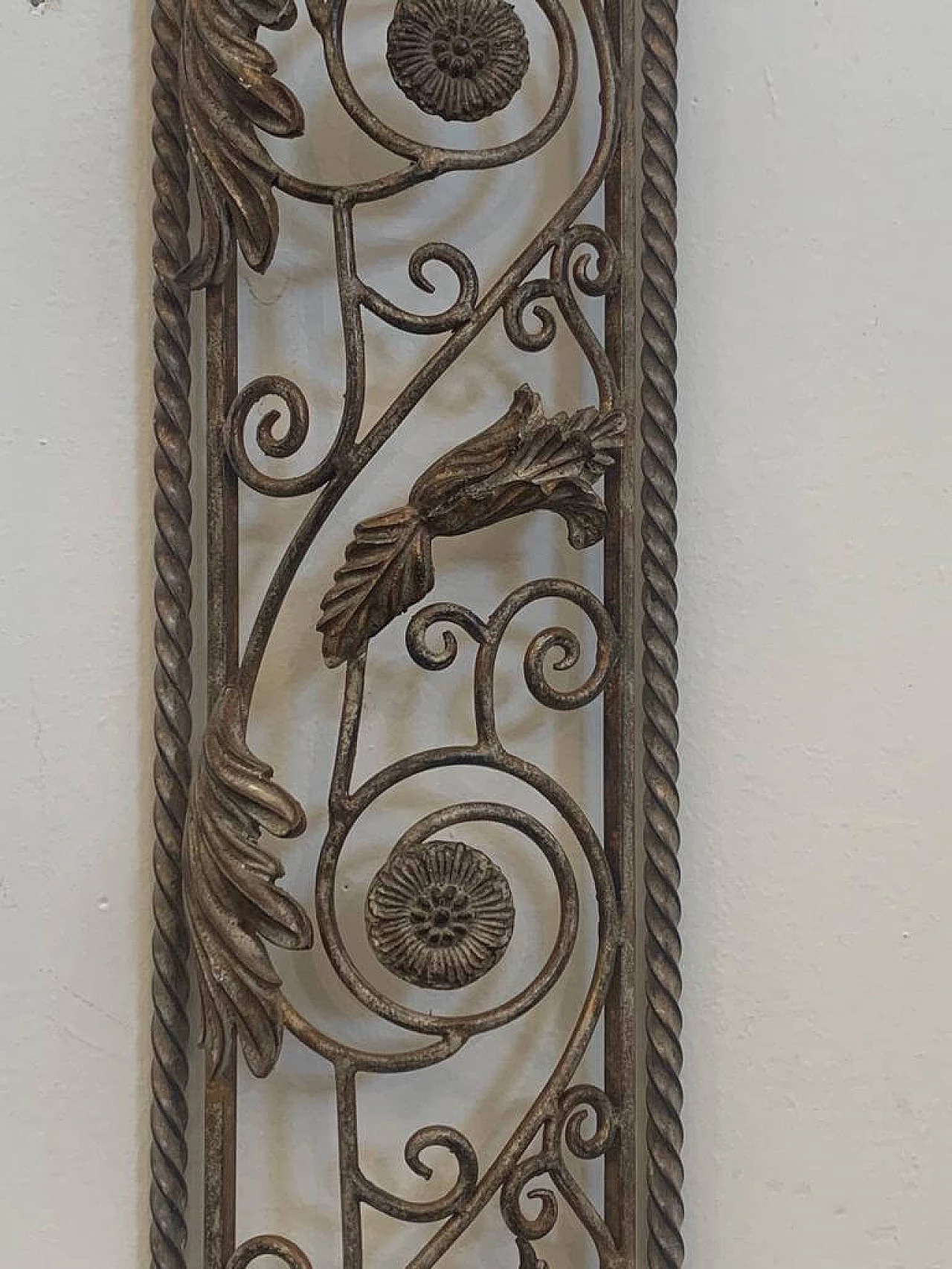 Pair of Art Nouveau style half pilasters in wrought iron, 1970s 5