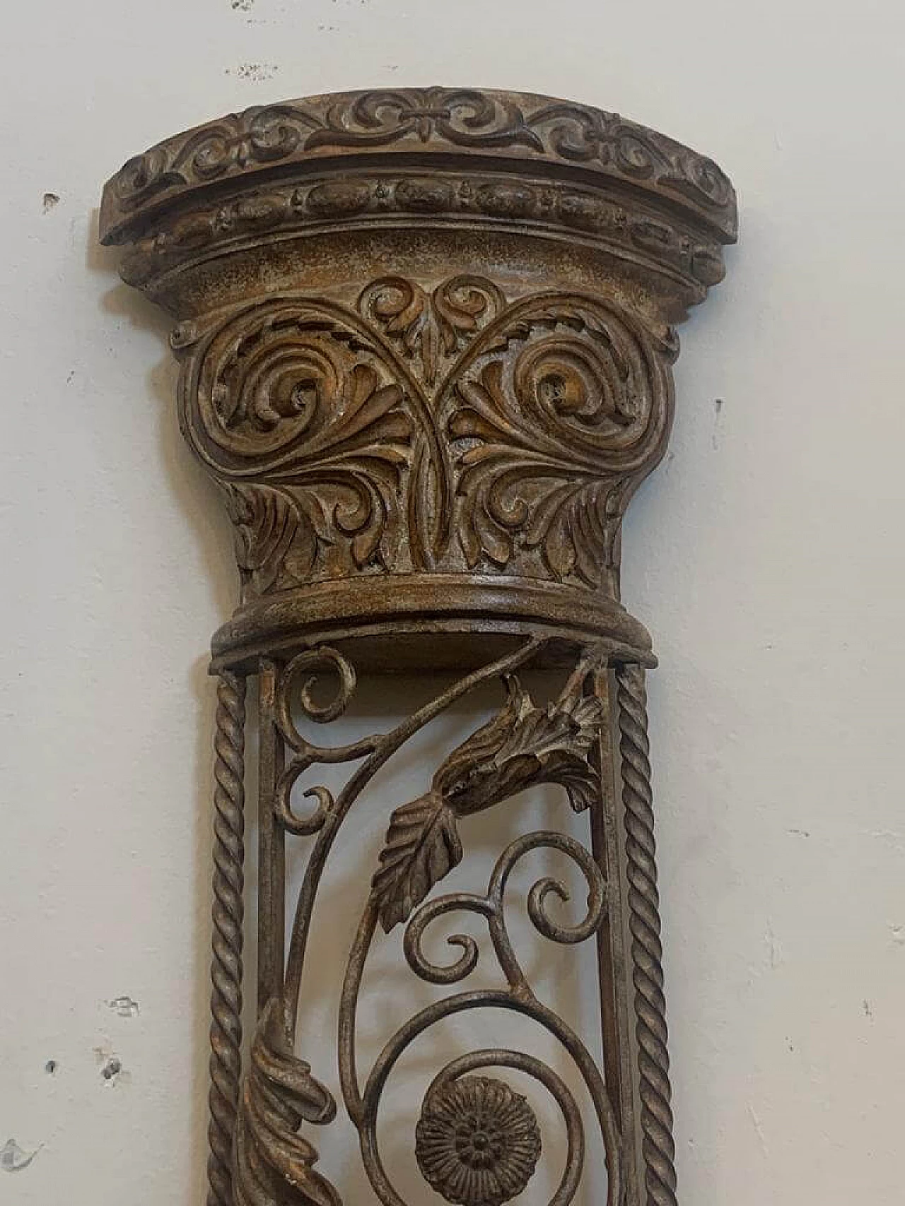 Pair of Art Nouveau style half pilasters in wrought iron, 1970s 6