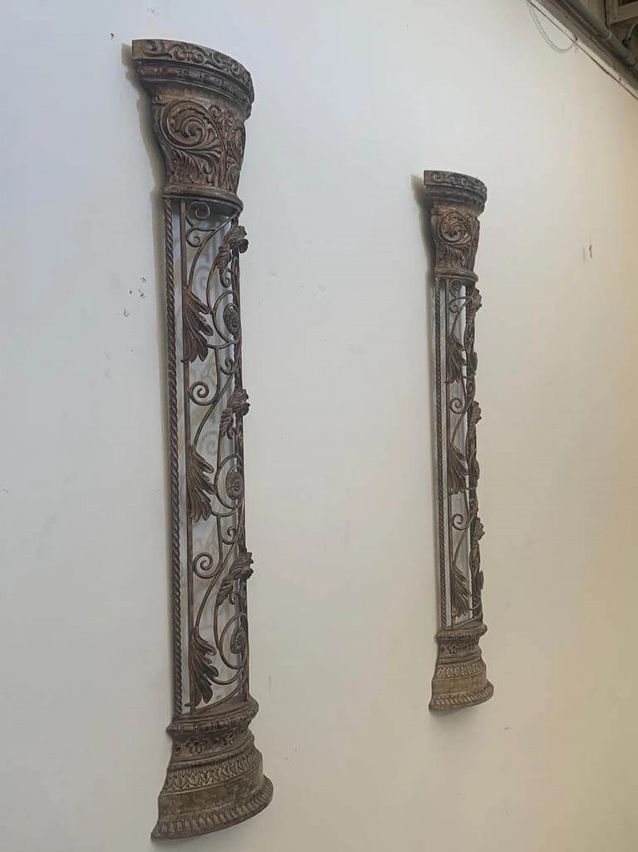 Pair of Art Nouveau style half pilasters in wrought iron, 1970s 7