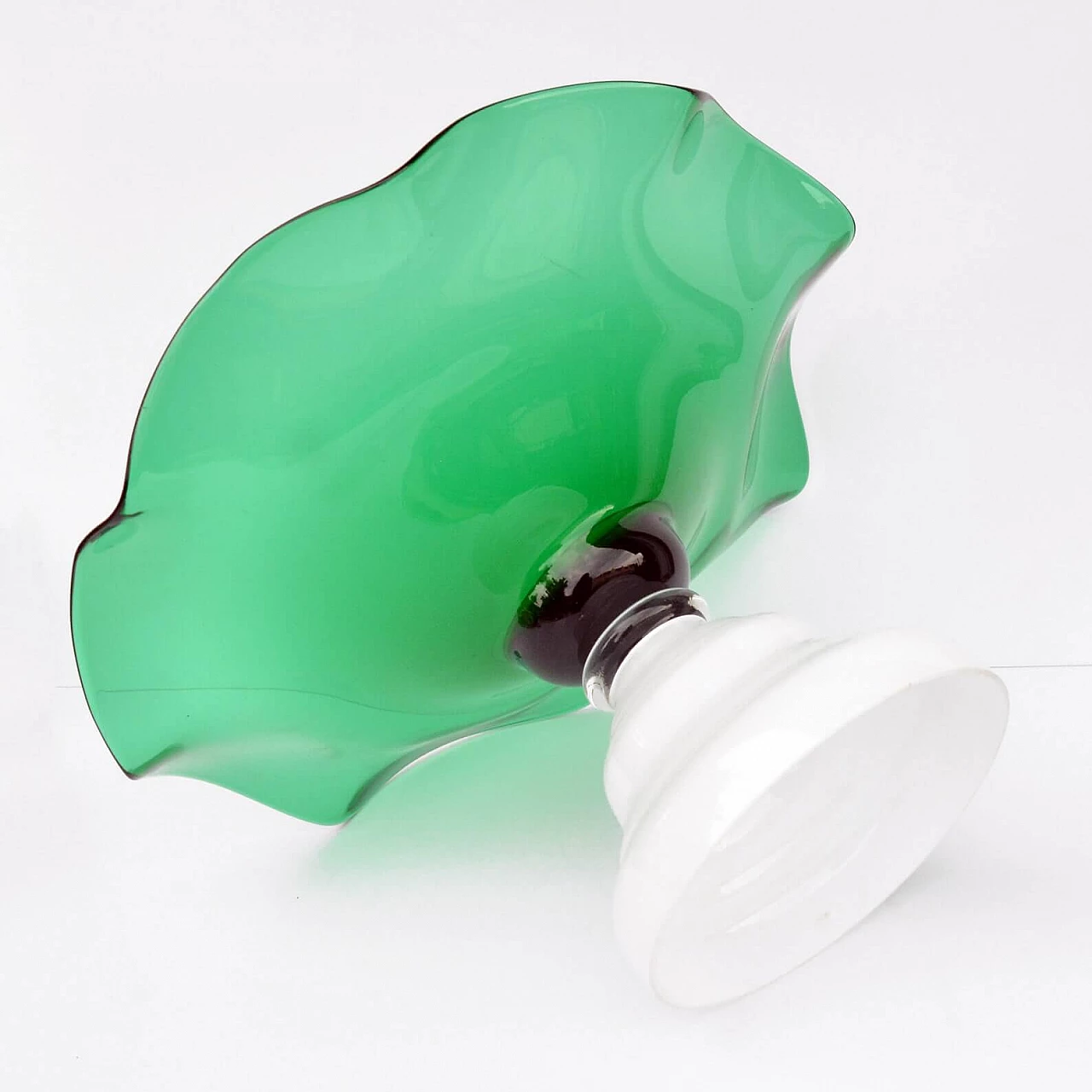 Piatto da frutta in vetro Harrachov, anni '60 4